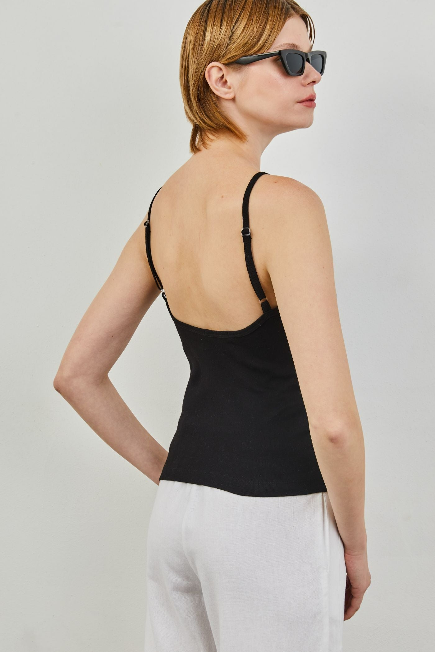 גופיית ספגטי גב חשוף - ITAY BRANDS