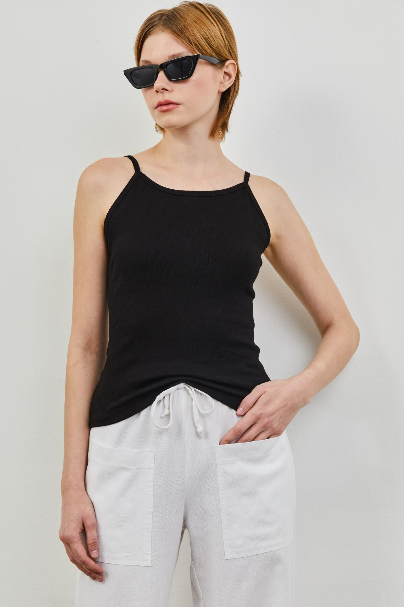 גופיית ספגטי גב חשוף - ITAY BRANDS