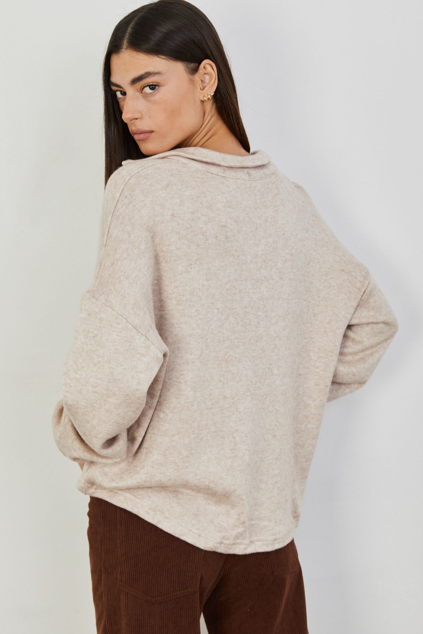 סריג קרופ בשילוב צווארון - ITAY BRANDS