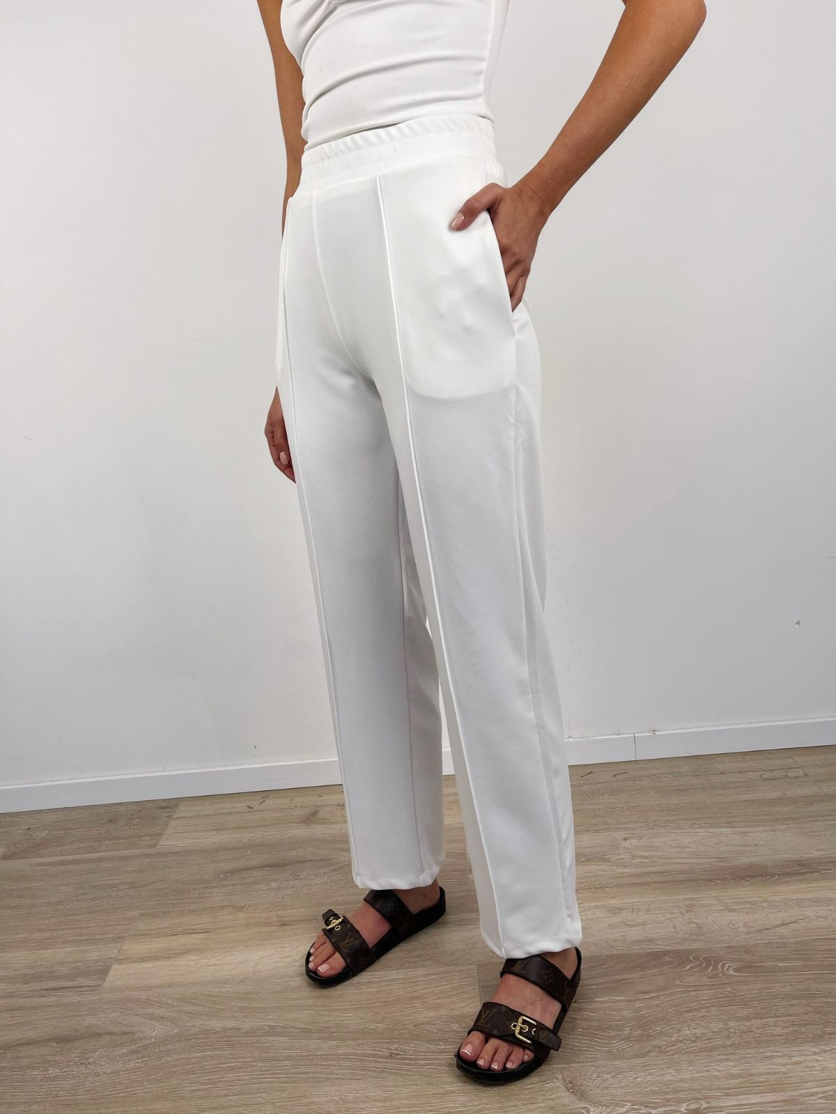 מכנסיים תיפורים בולטים - ITAY BRANDS