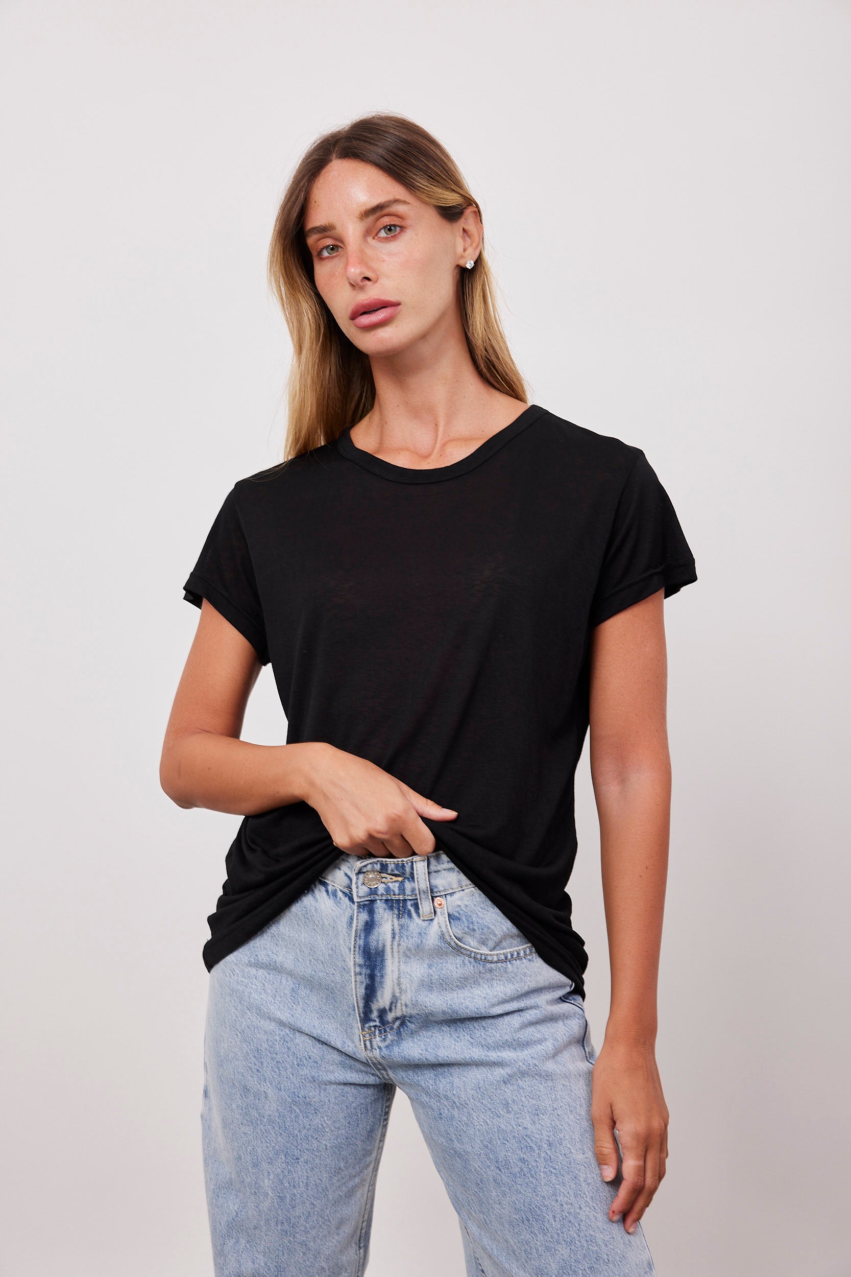 טי-שרט ניקי מבד שקפקף