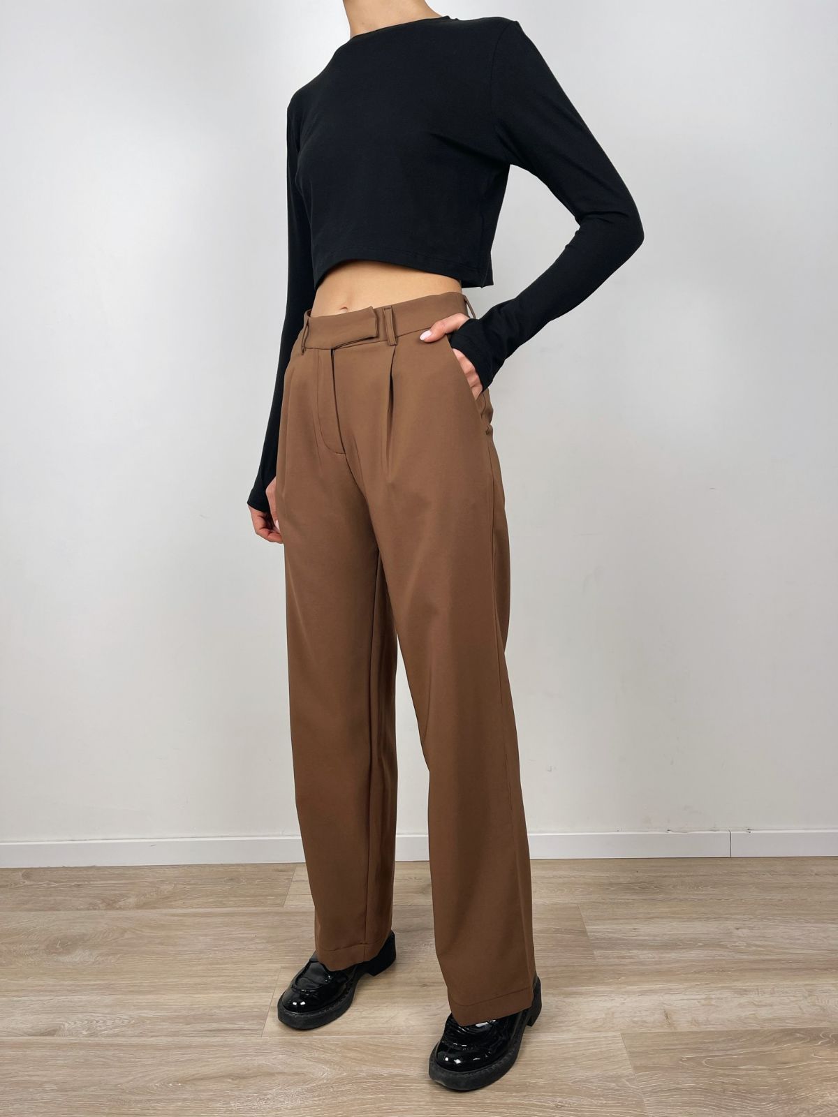 מכנסיים מחויטים סגירה צידית - ITAY BRANDS