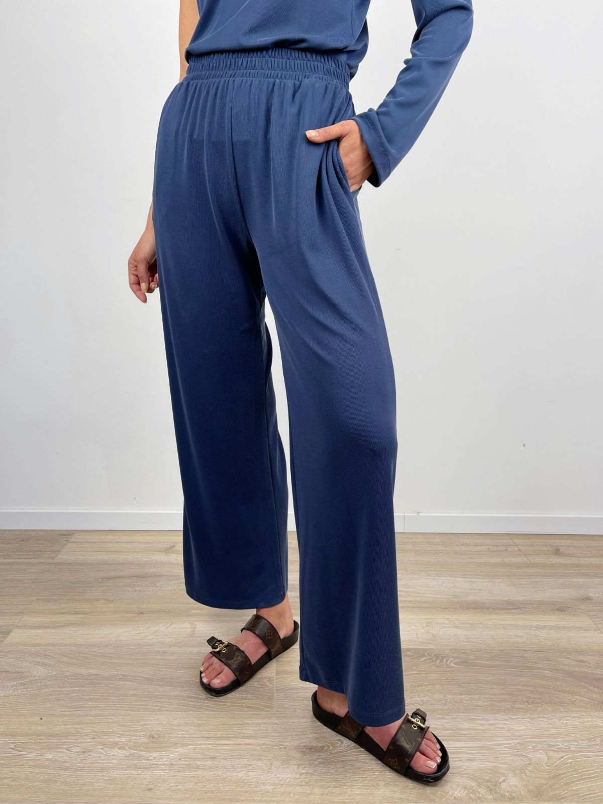 מכנסיים מתרחבים מבד נשפך - ITAY BRANDS