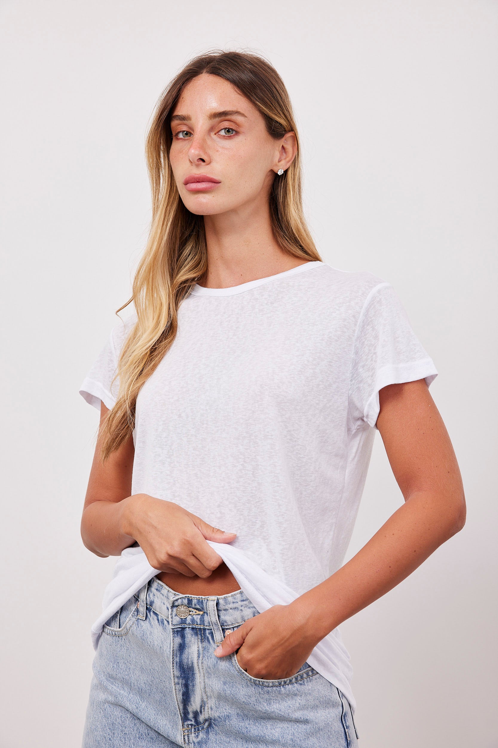 טי-שרט ניקי מבד שקפקף