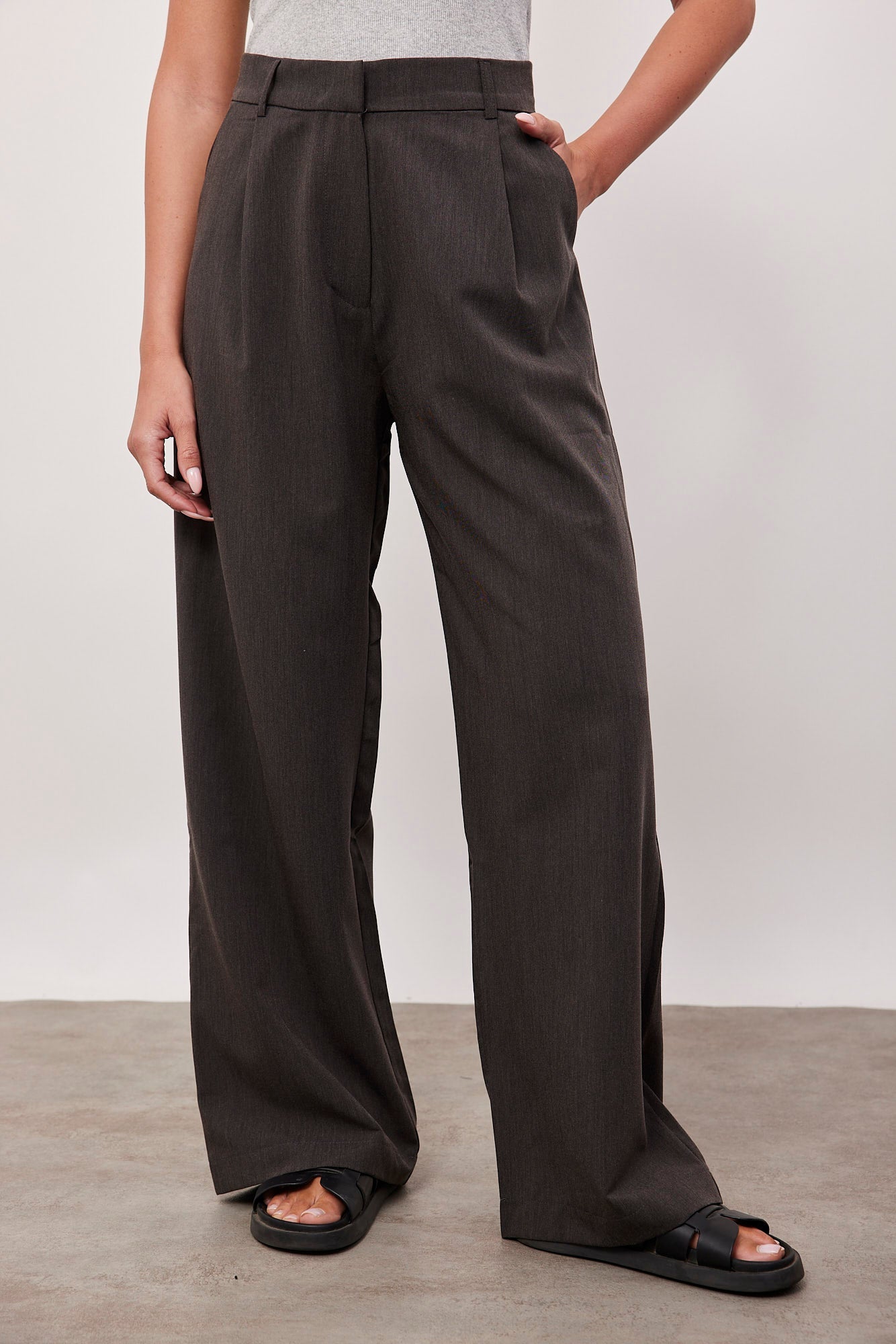 מכנסיים מחויטים מתרחבים - ITAY BRANDS