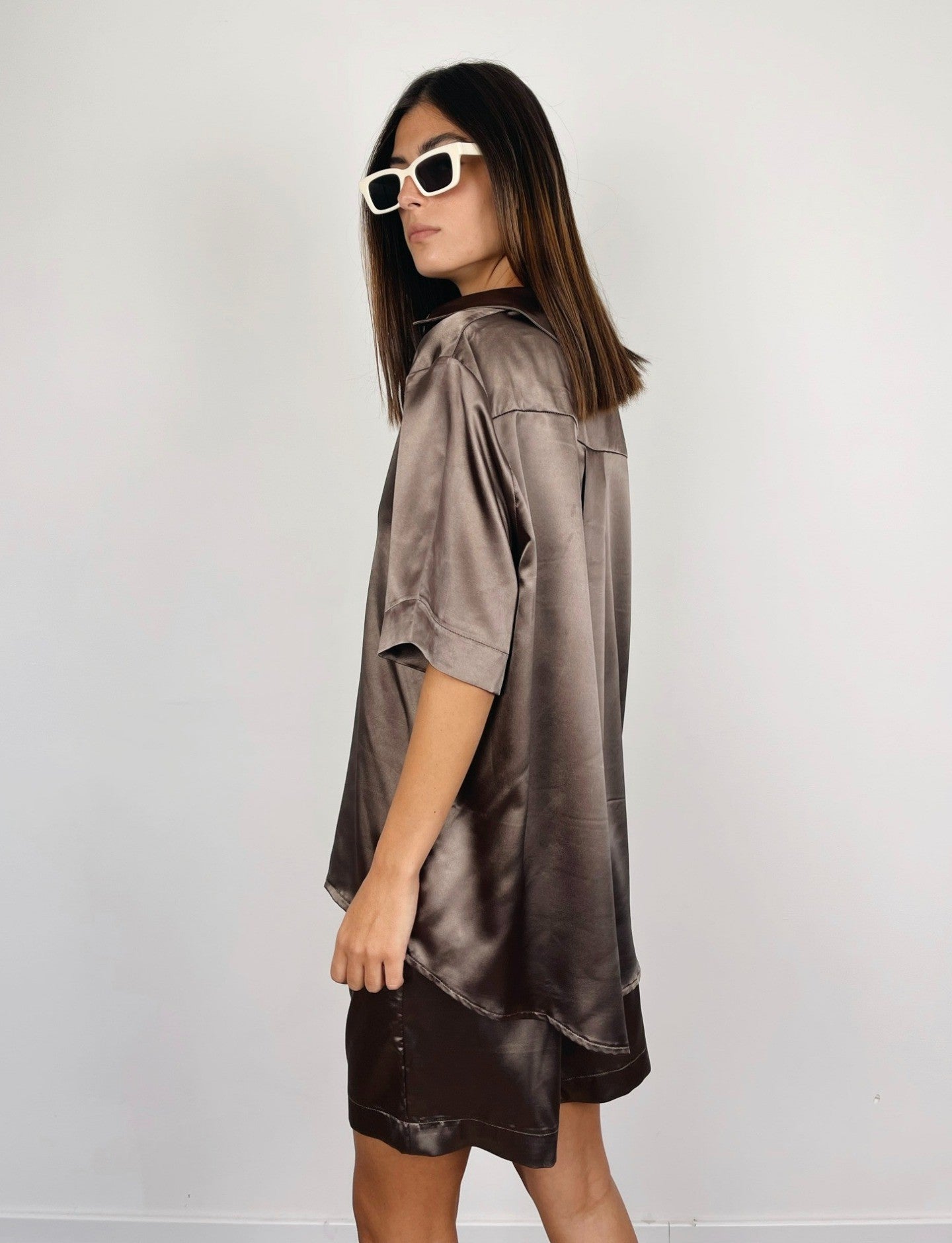 חליפה במראה סטן קצרה - ITAY BRANDS