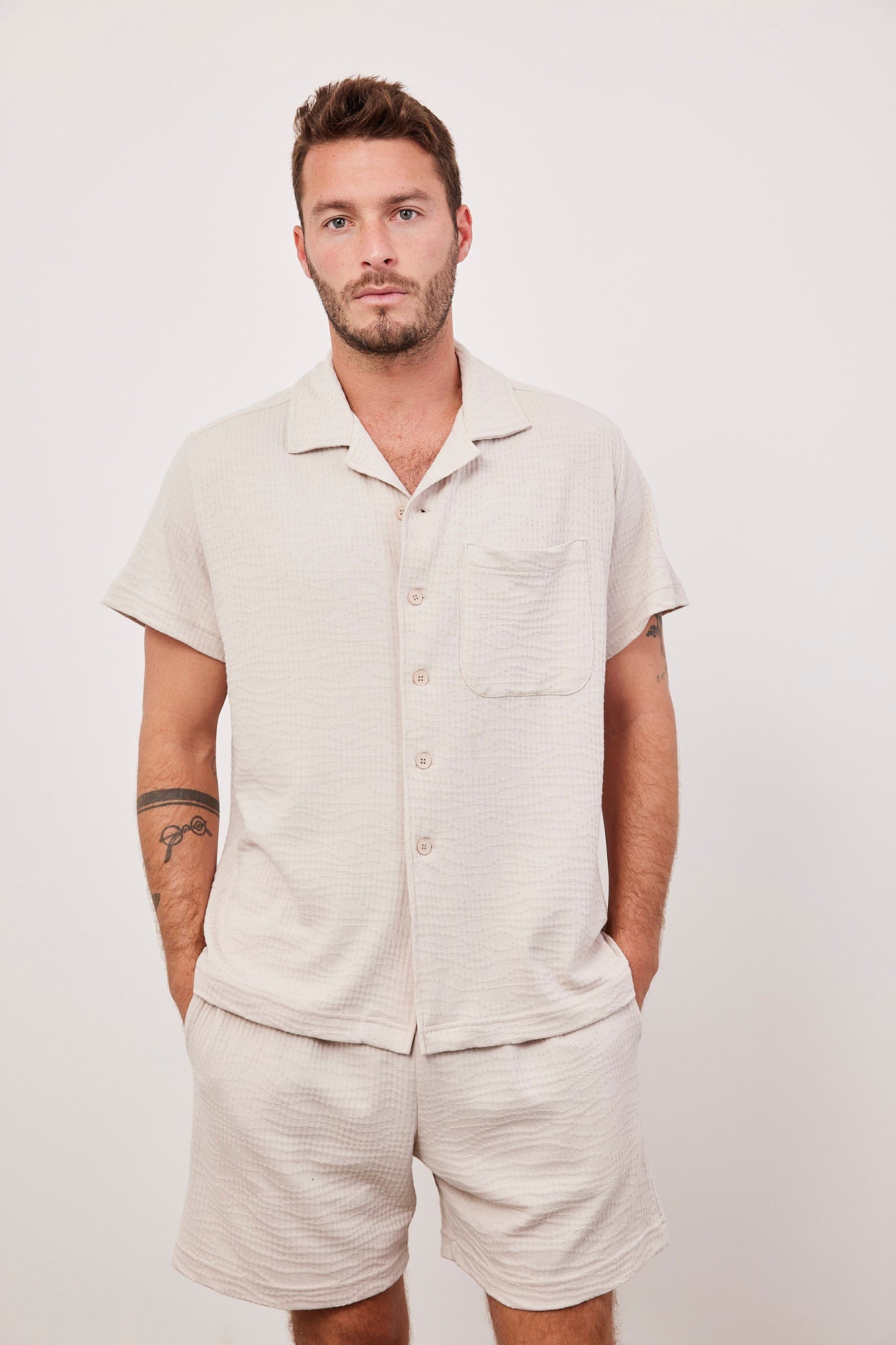 שורטס בטקסטורה - ITAY BRANDS