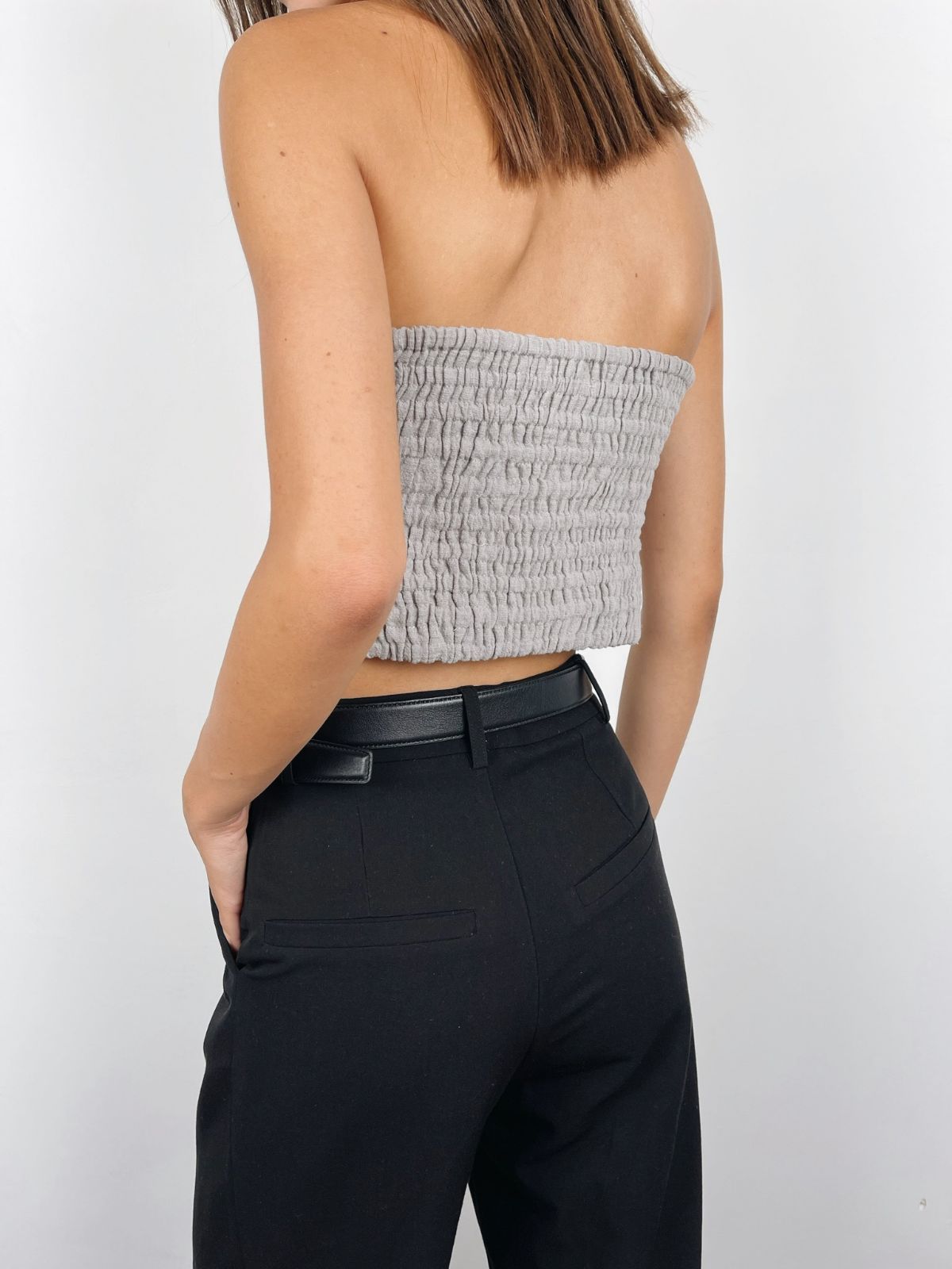 סטרפלס במראה פשתן בשילוב כיווצים - ITAY BRANDS