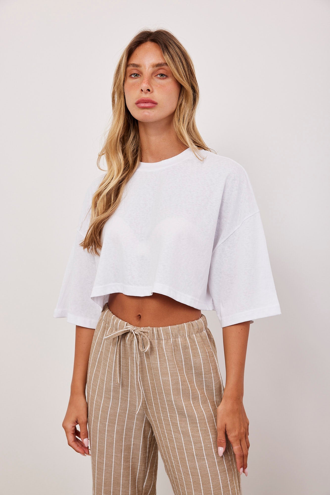 חולצת קרופ גזרת אוברסייז - ITAY BRANDS