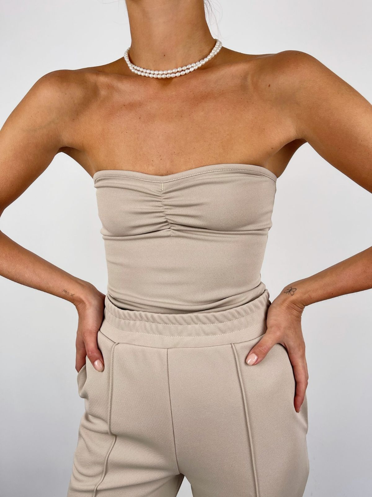 סטרפלס בשילוב כיווצים - ITAY BRANDS