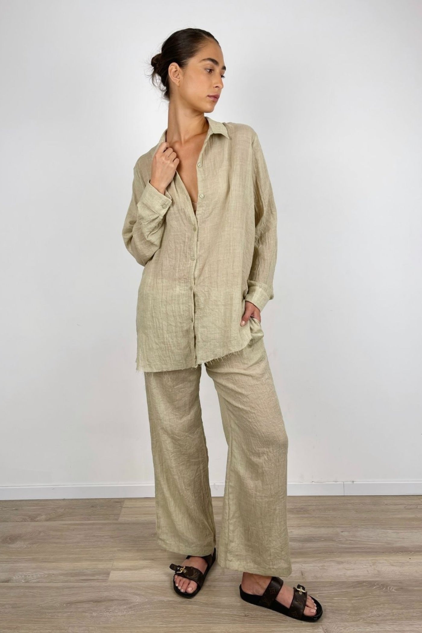 חליפת ריזורט שקפקפה עם פאץ' - ITAY BRANDS