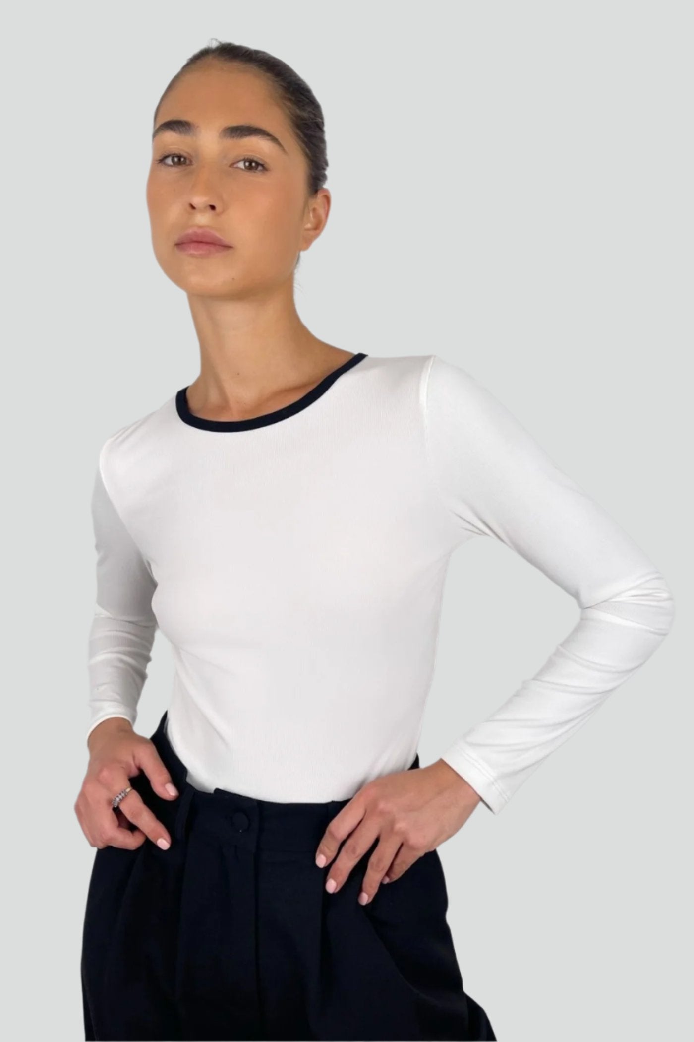 בגד גוף קולור בלוק גב חשוף - ITAY BRANDS