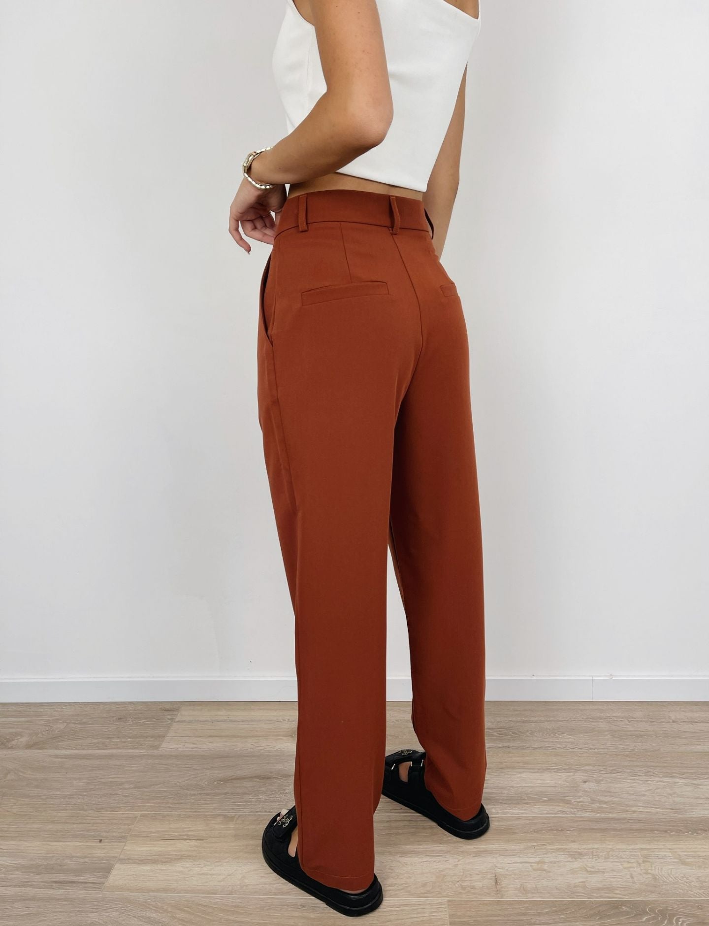 מכנסיים בסגירה א-סימטרית - ITAY BRANDS