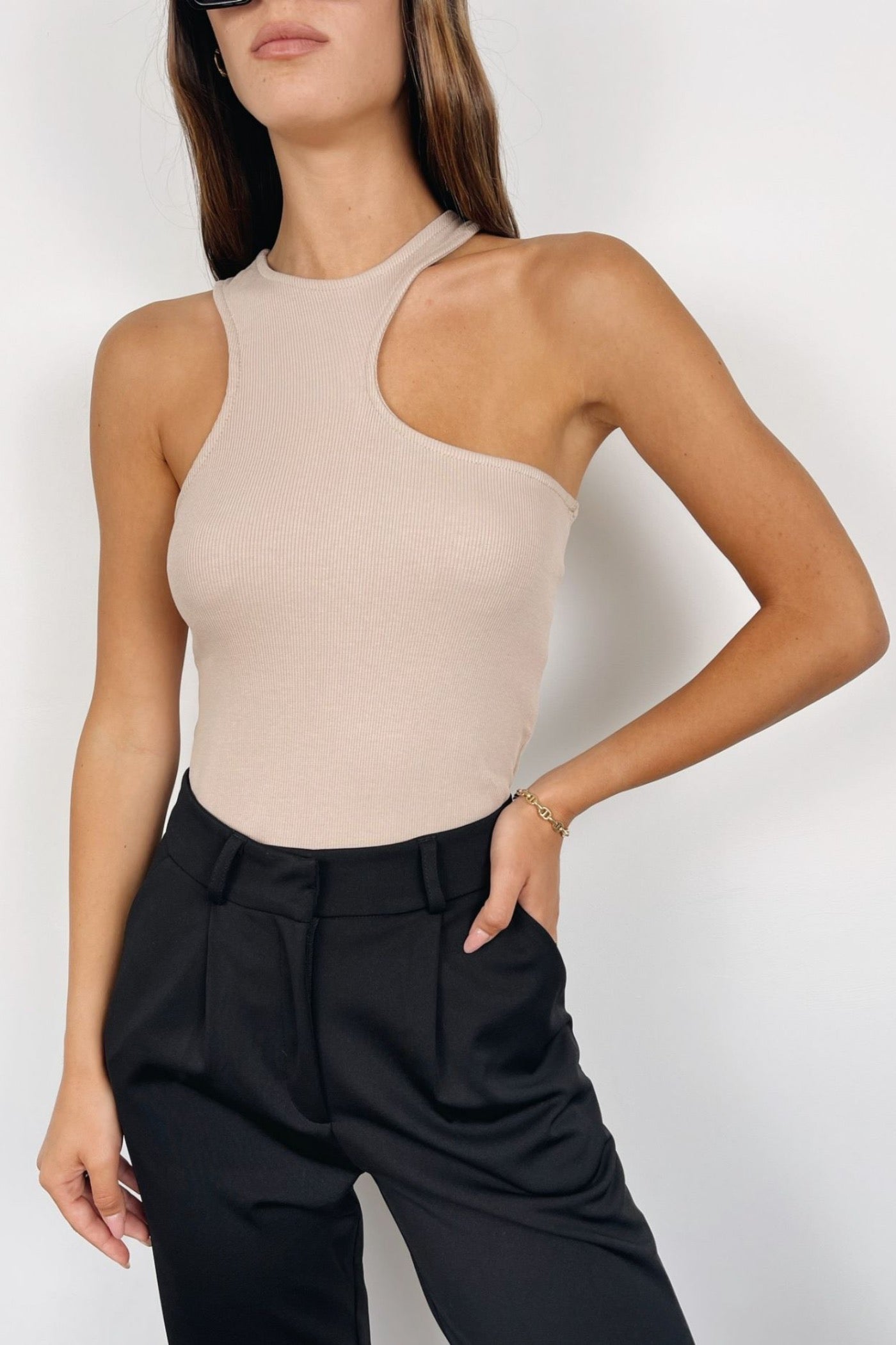 בגד גוף צווארון א-סימטרי - ITAY BRANDS