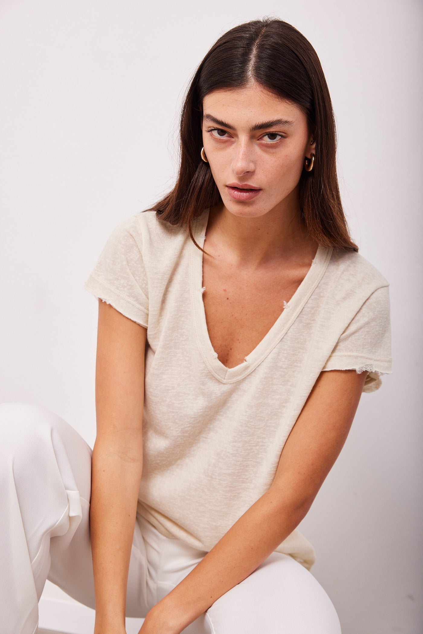 טי-שרט וי בסיומת פרומה - ITAY BRANDS