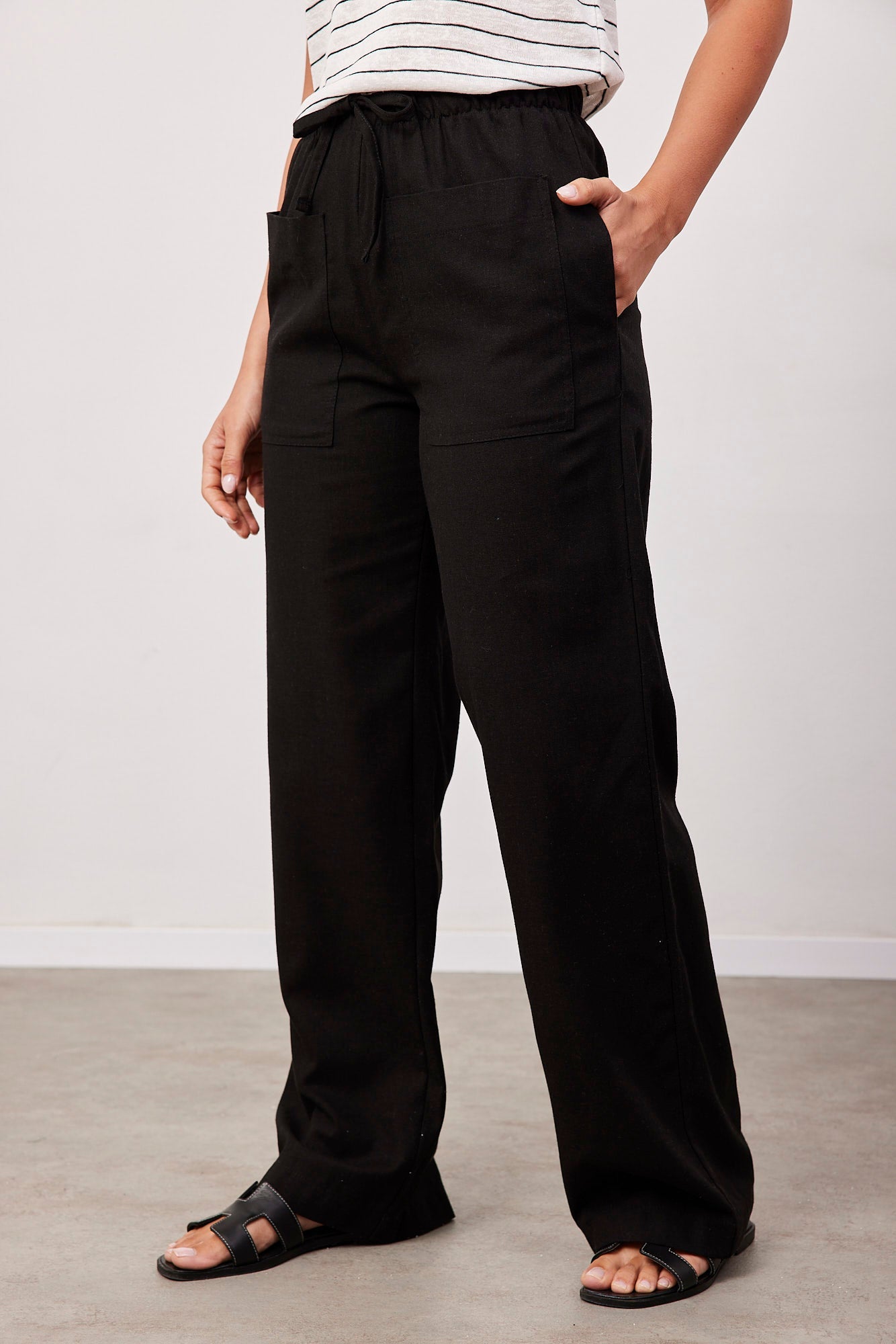 מכנסיים בשילוב פשתן עם כיסים קדמיים - ITAY BRANDS