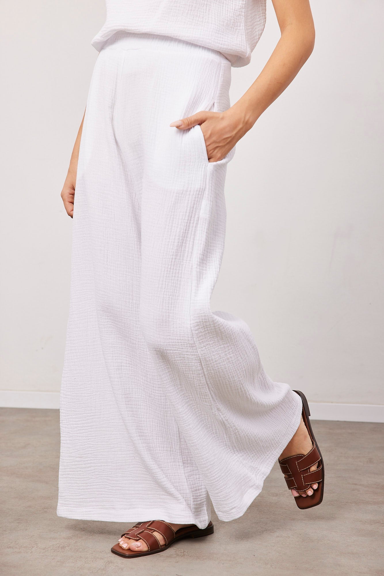 חליפת טטרה רחבה - ITAY BRANDS