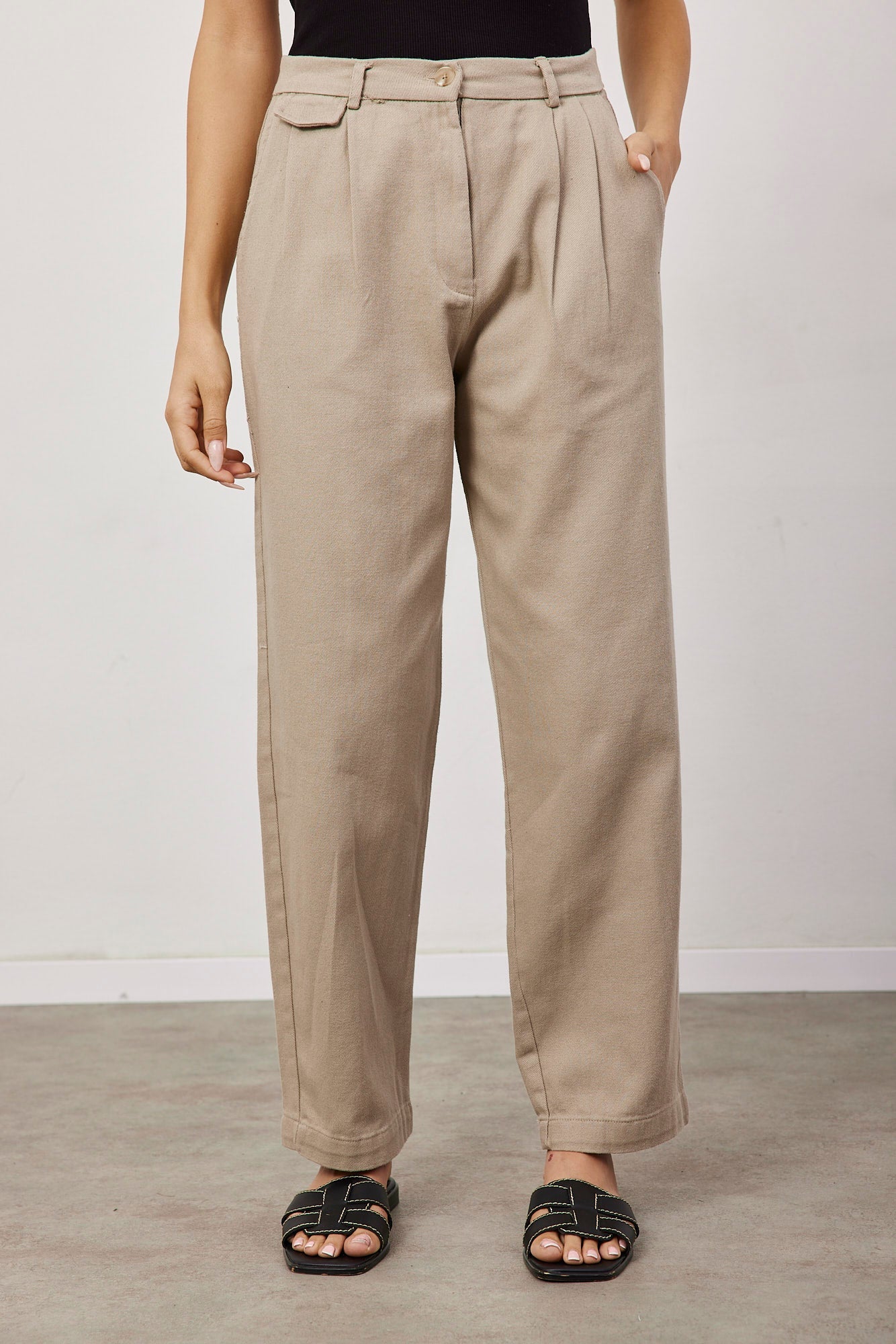 מכנסי דריל מחויטים עם כיס - ITAY BRANDS