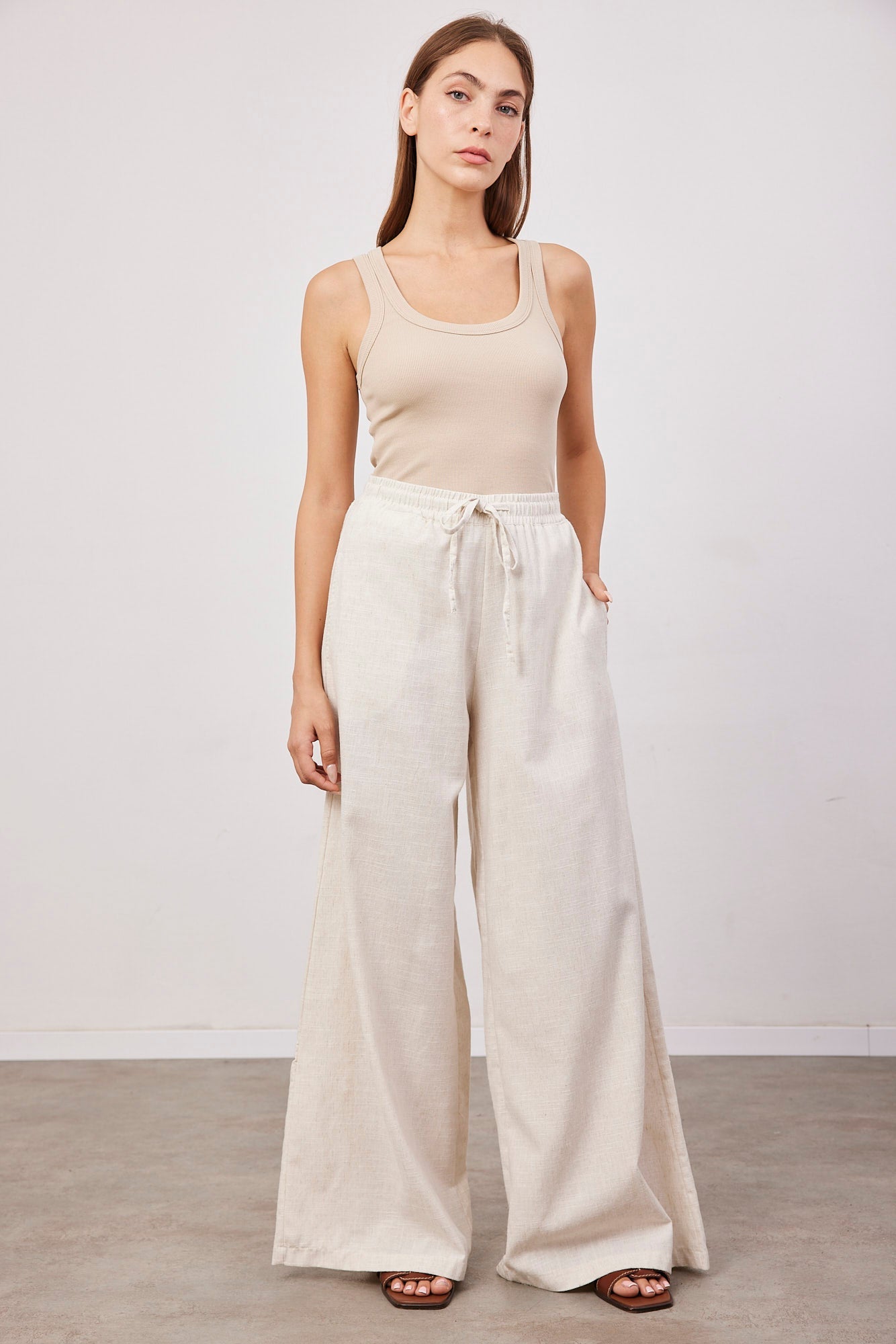 מכנסיים מתרחבים בשילוב פשתן - ITAY BRANDS