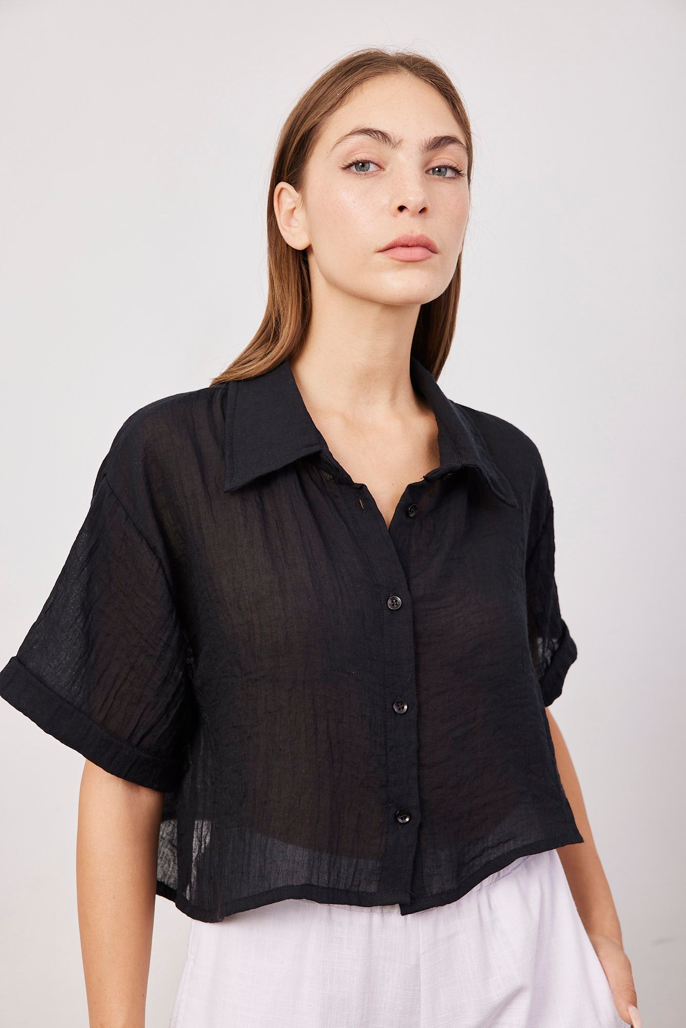 חולצת קרופ שקפקפה מכופתרת - ITAY BRANDS