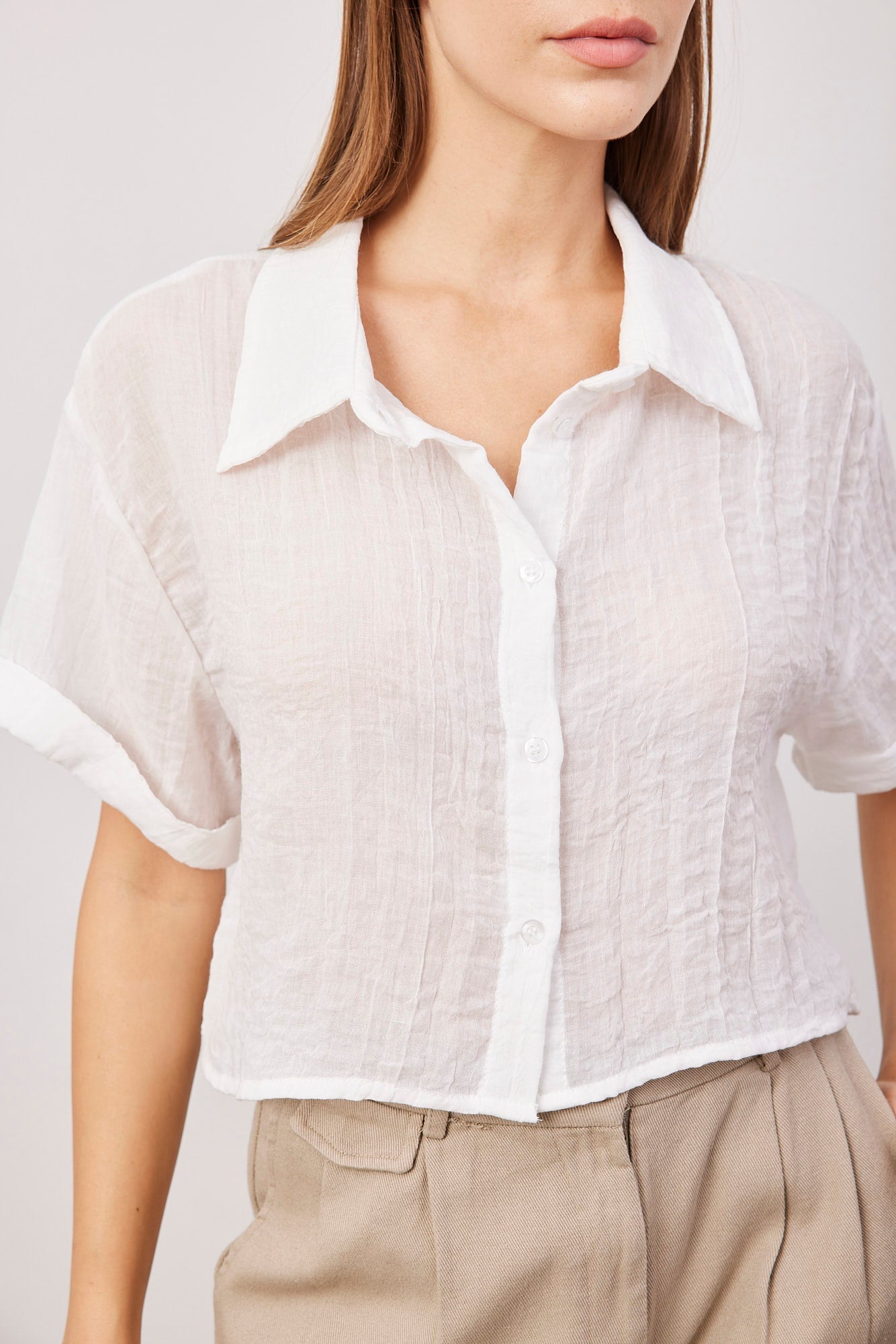 חולצת קרופ שקפקפה מכופתרת - ITAY BRANDS