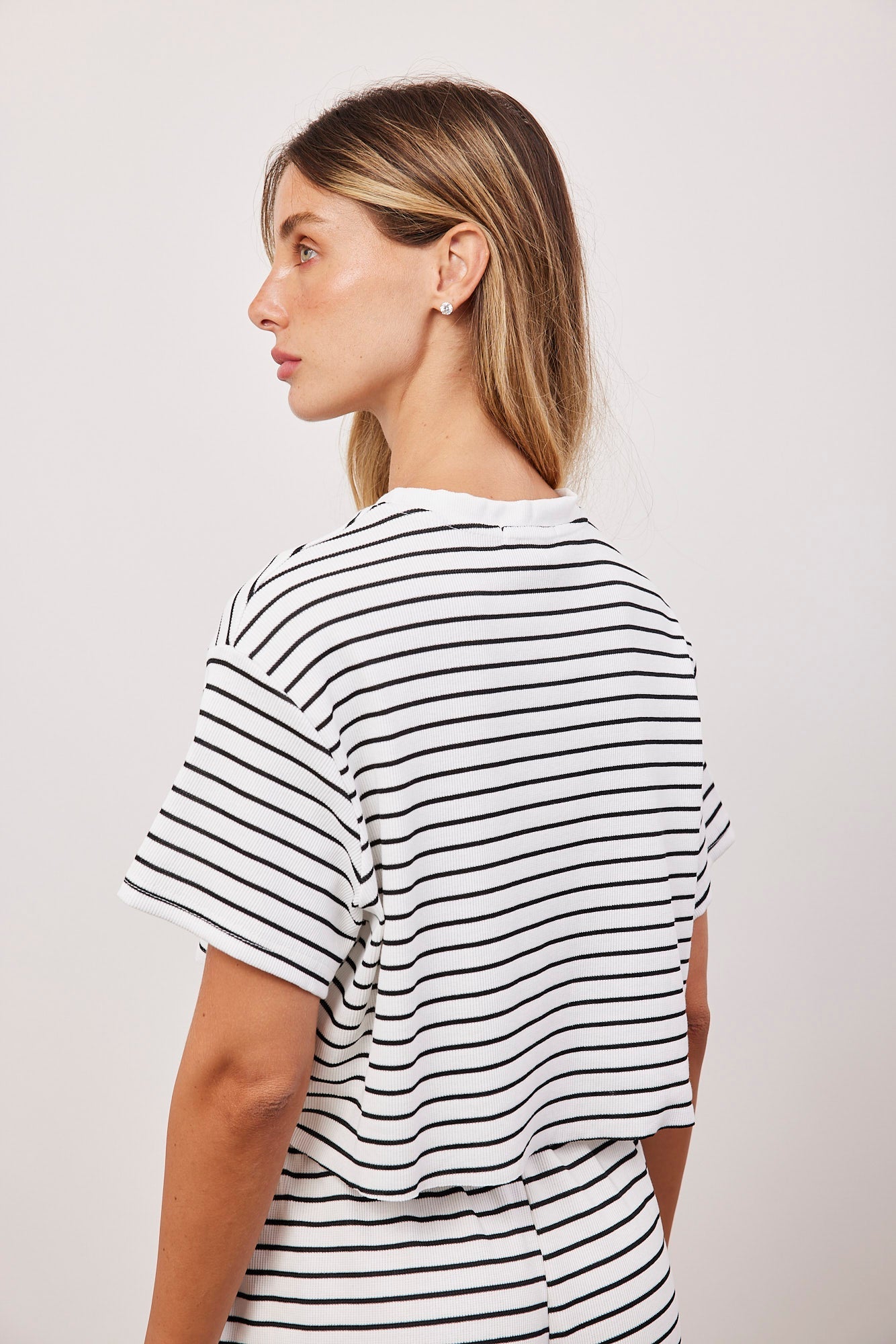 חולצת קרופ פסים - ITAY BRANDS