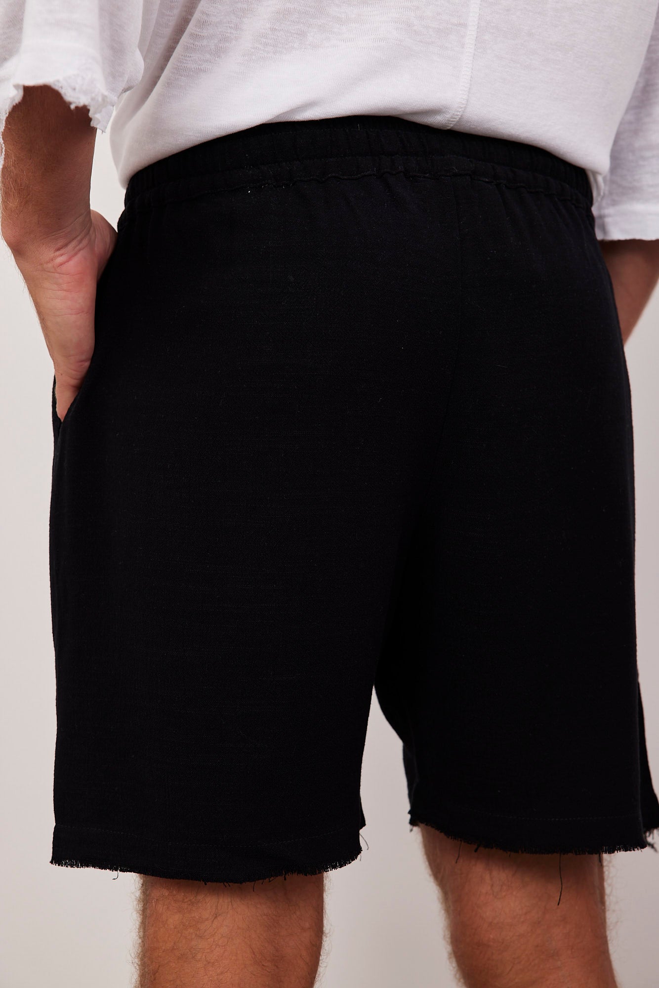 מכנסיים קצרים עם פשתן בגימור פרום - ITAY BRANDS