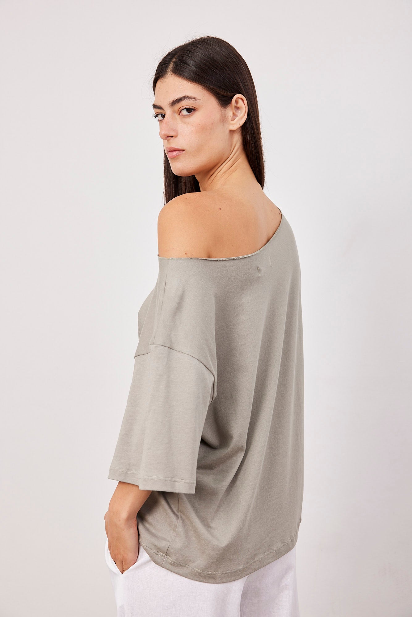 טי-שרט אוברסייז אוף שולדר - ITAY BRANDS