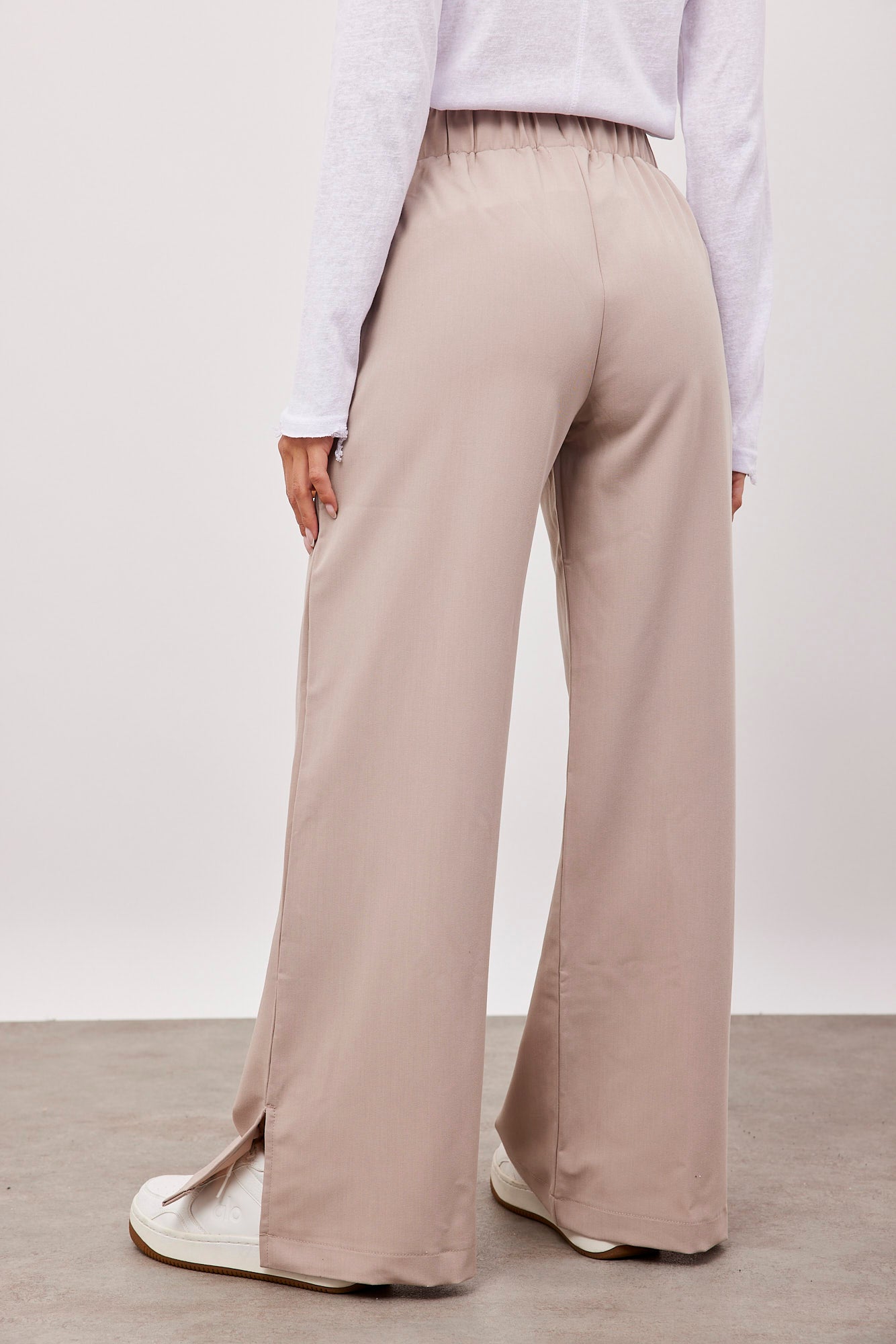 מכנסיים מבד מחויט עם גומי במותן - ITAY BRANDS