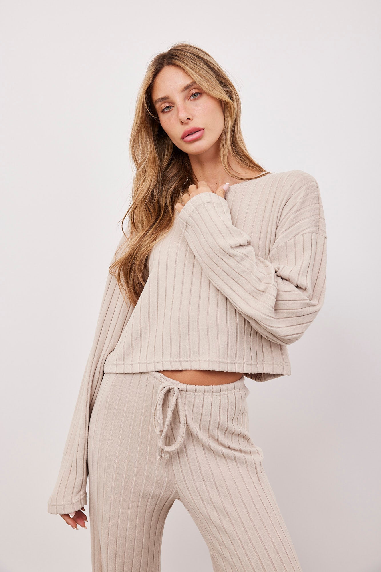 חליפה מבד רך בטקסטורת פסים - ITAY BRANDS