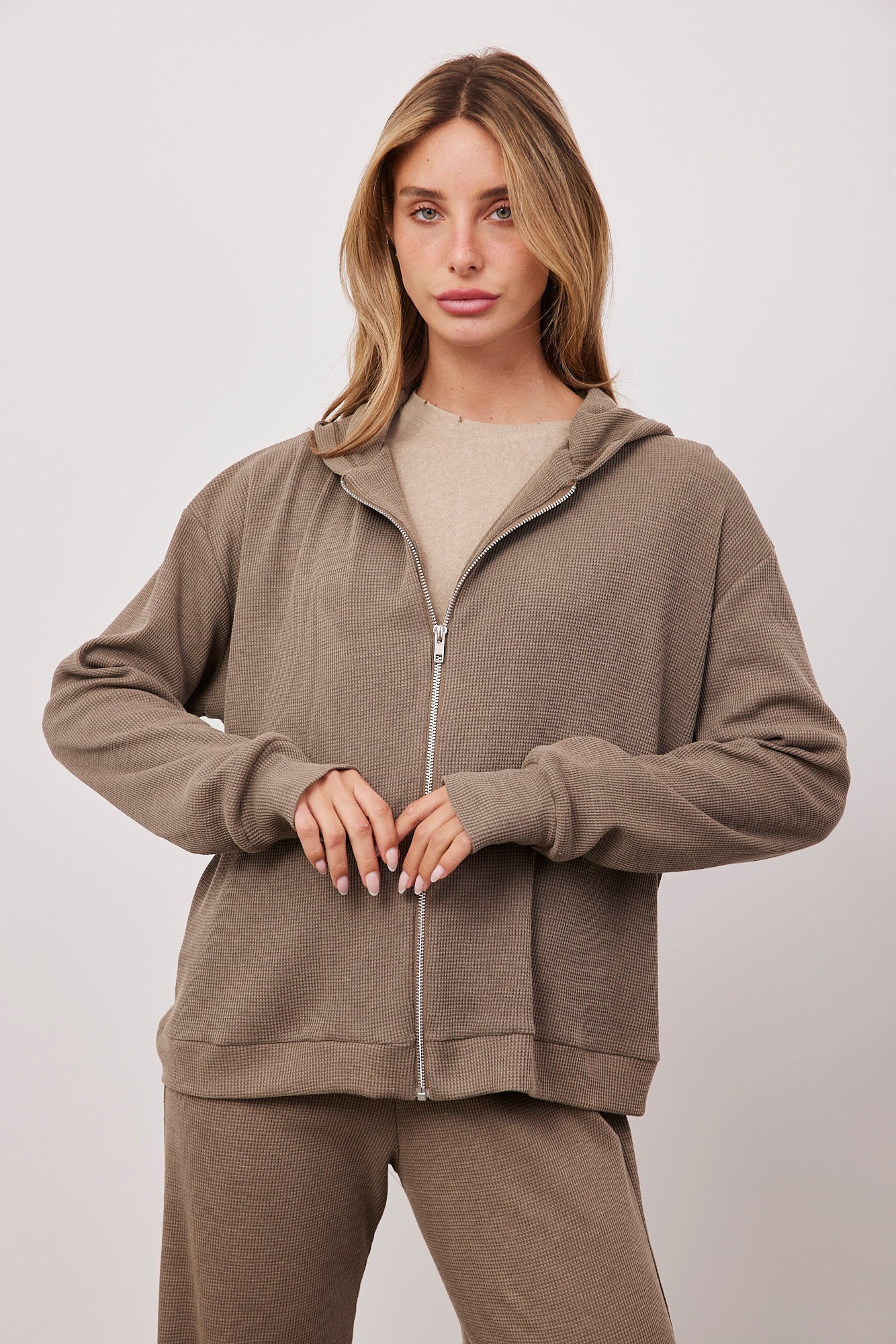 סווטשירט קפוצ'ון מבד וופל - ITAY BRANDS