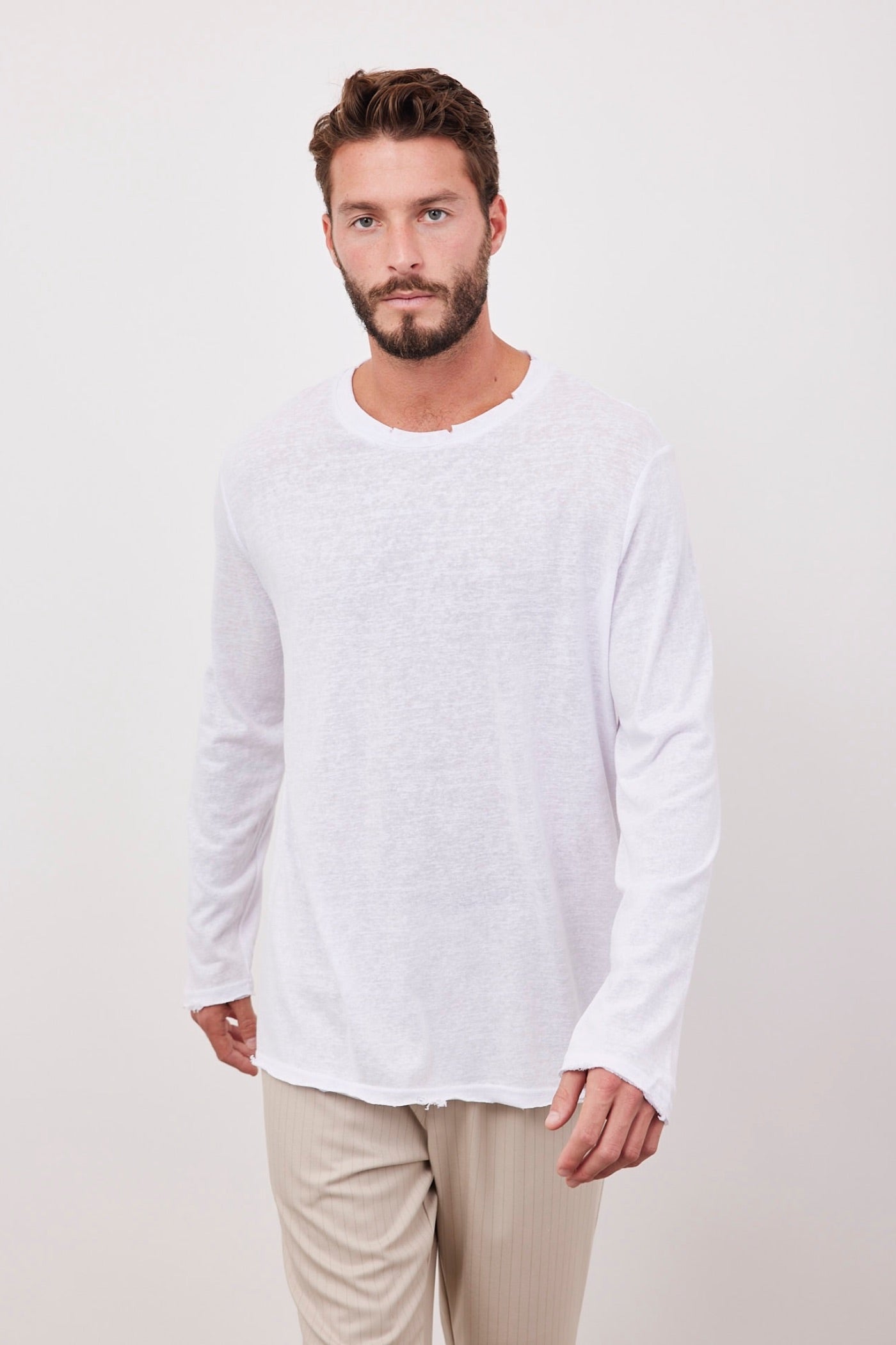 חולצה ארוכה בגימור קרעים - ITAY BRANDS