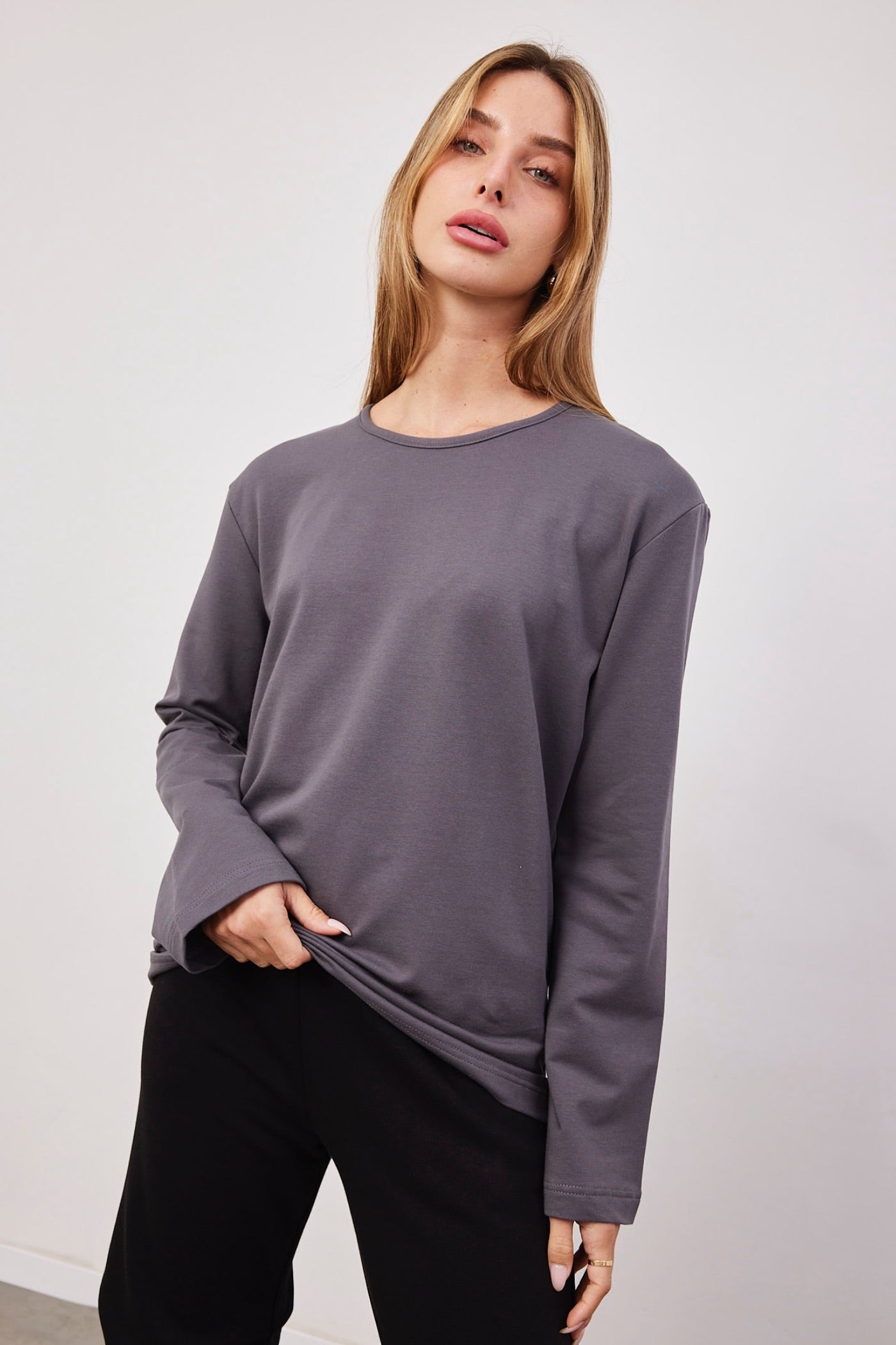 חולצת בייסיק ארוכה בגזרה רחבה - ITAY BRANDS