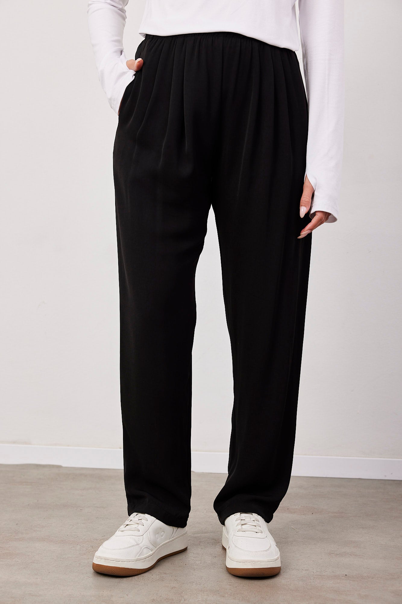 מכנסיים נשפכים עם כפלים - ITAY BRANDS