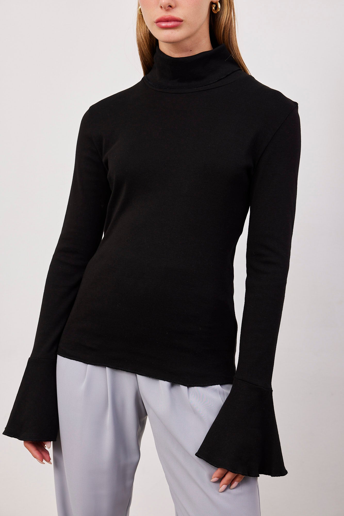 חולצת גולף עם שרוולי פעמון - ITAY BRANDS