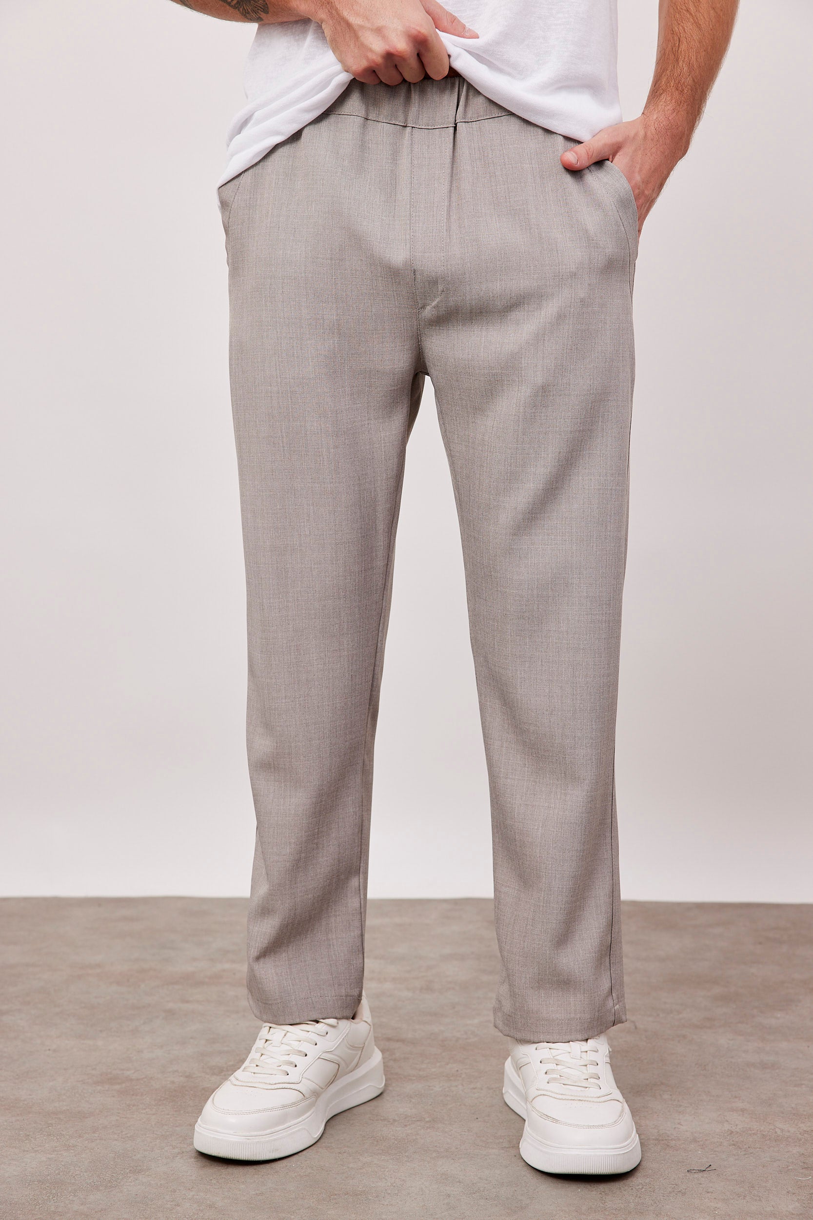 מכנסיים מחויטים עם גומי