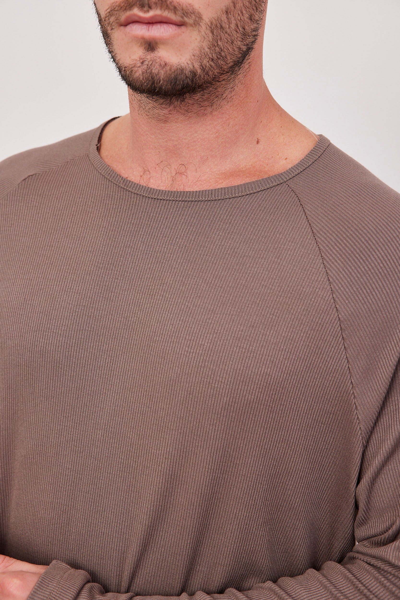 חולצה ארוכה מבד ריב