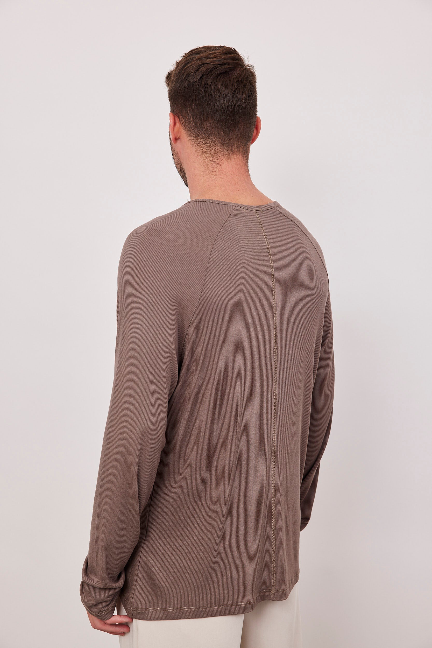 חולצה ארוכה מבד ריב