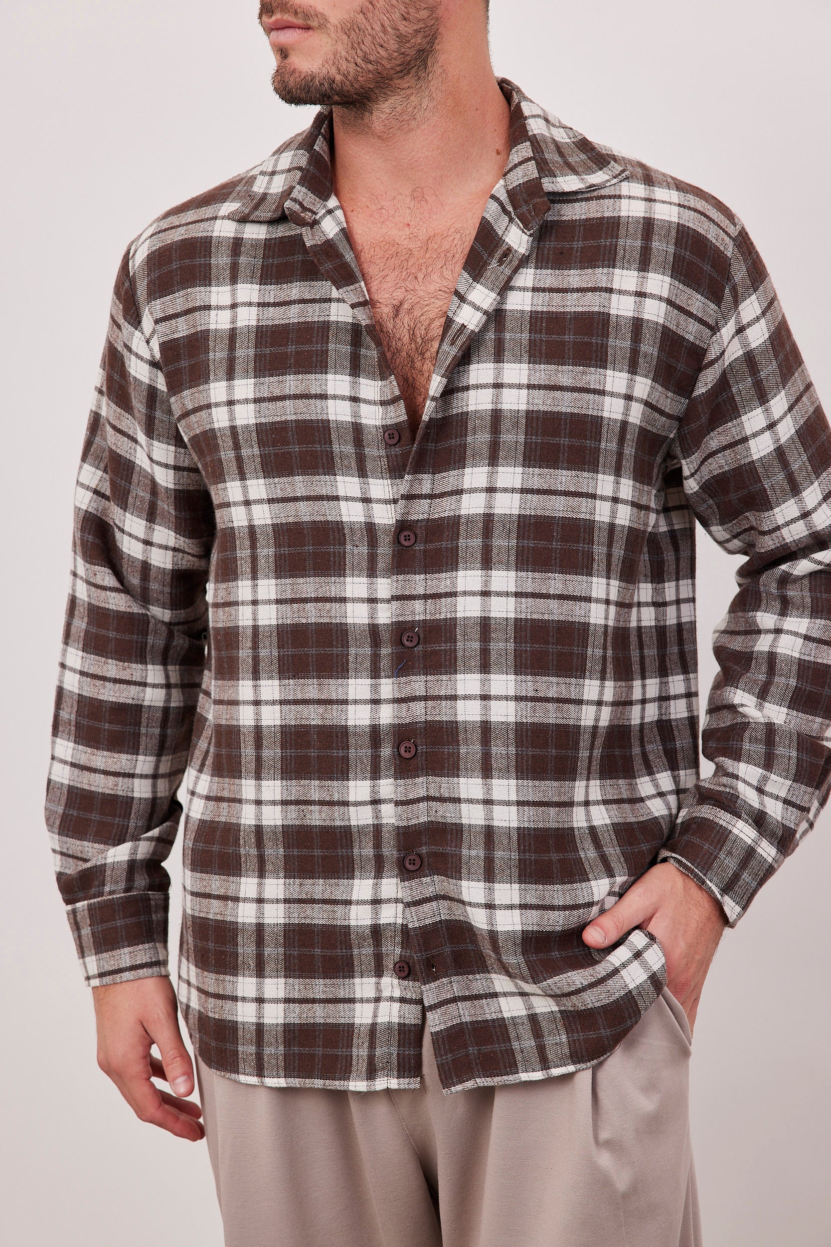 חולצה מכופתרת משבצות