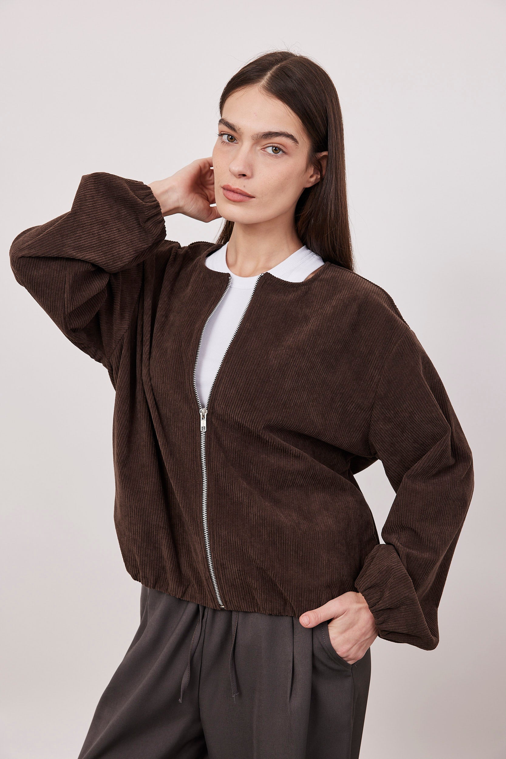 גקט קורדרוי עם רוכסן