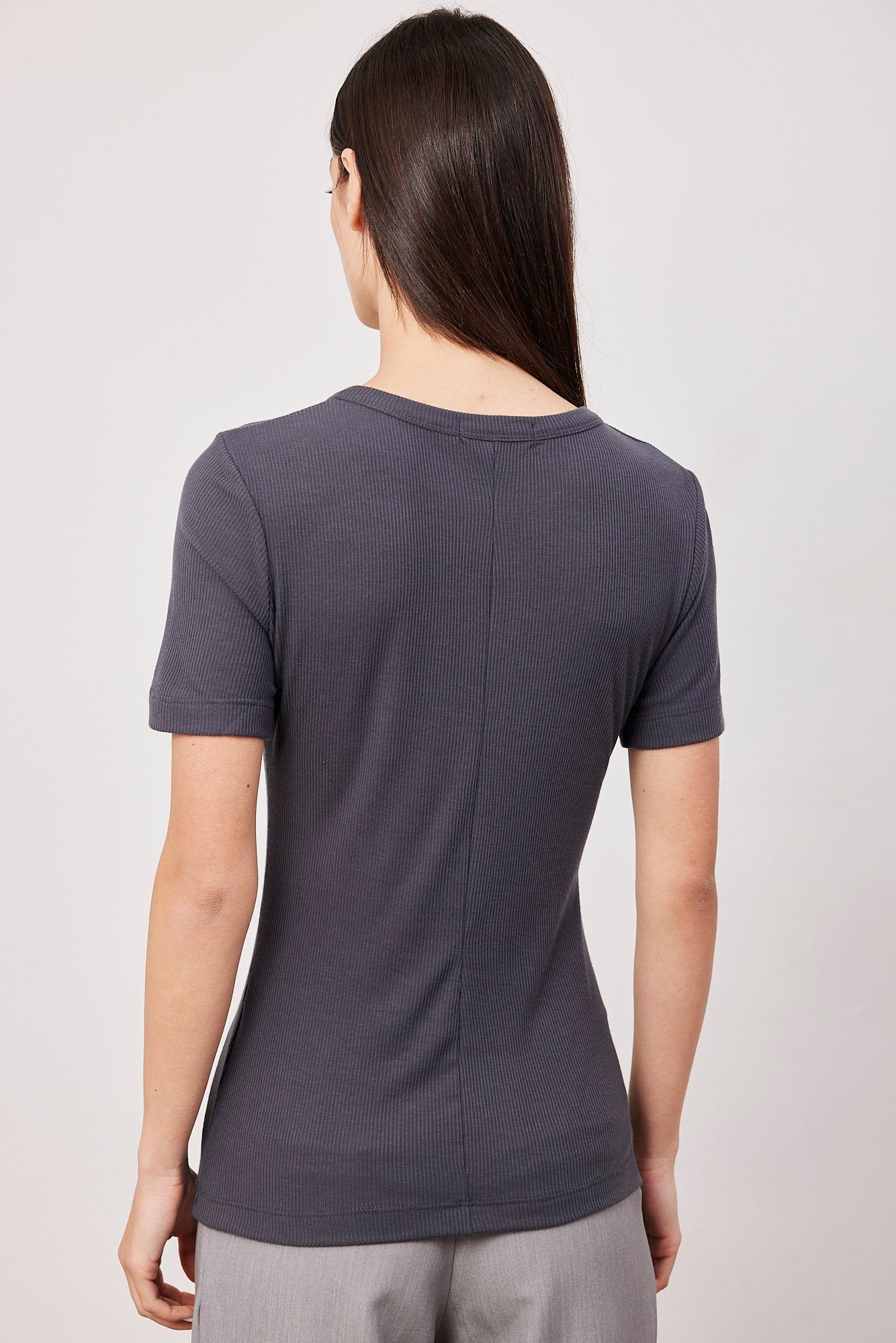 טי שרט עם כפתורים - ITAY BRANDS