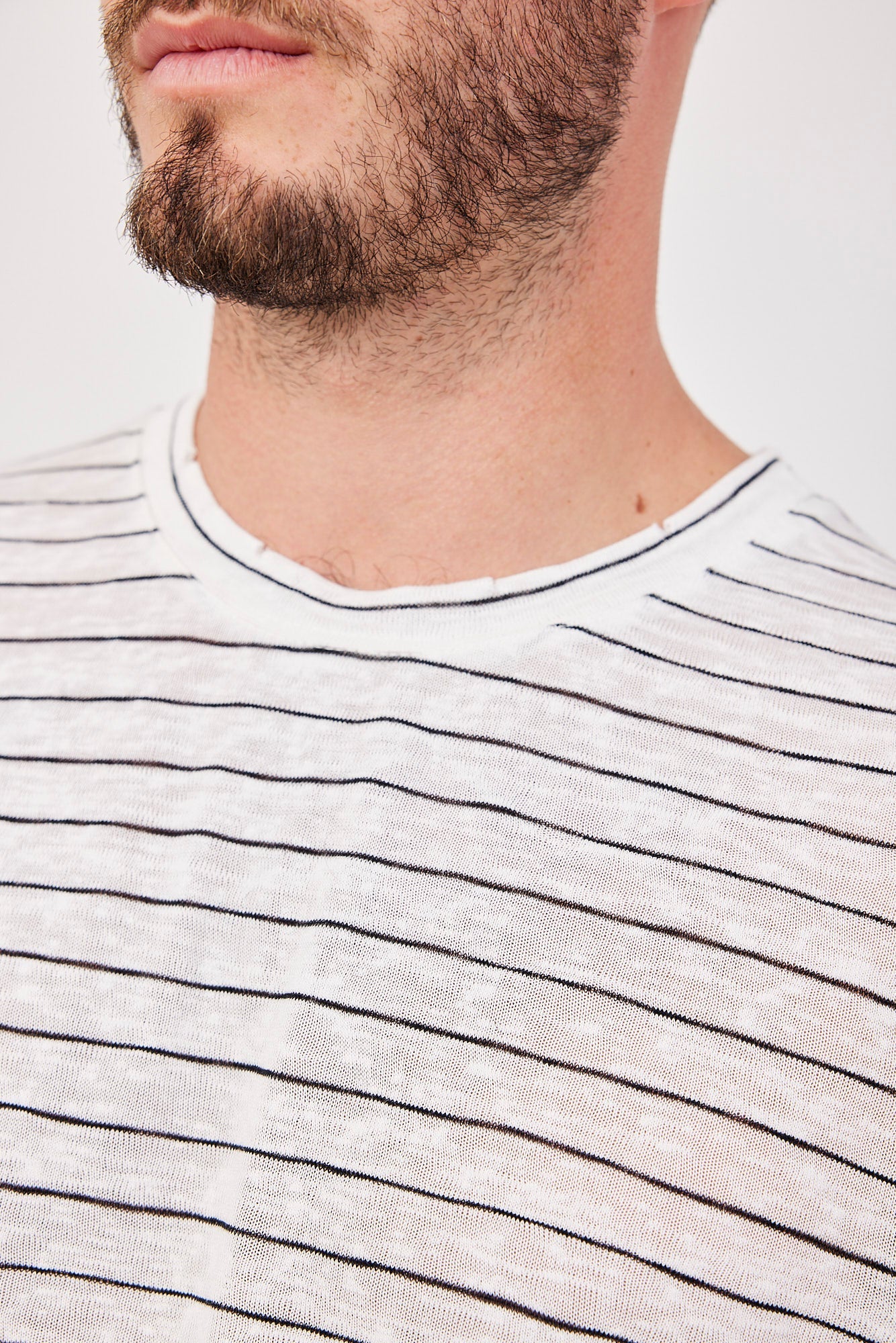 טי-שרט פסים עם קרעים - ITAY BRANDS