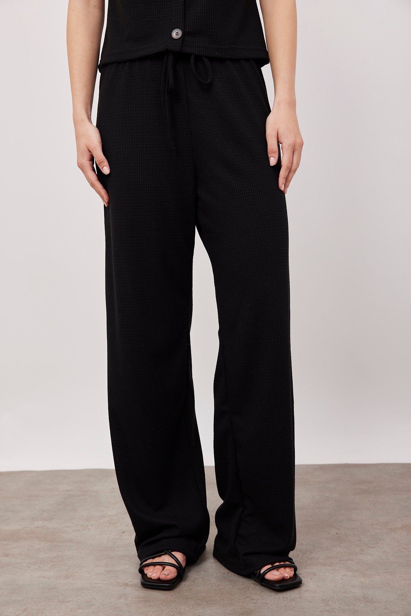 חליפת וסט מבד וופל - ITAY BRANDS