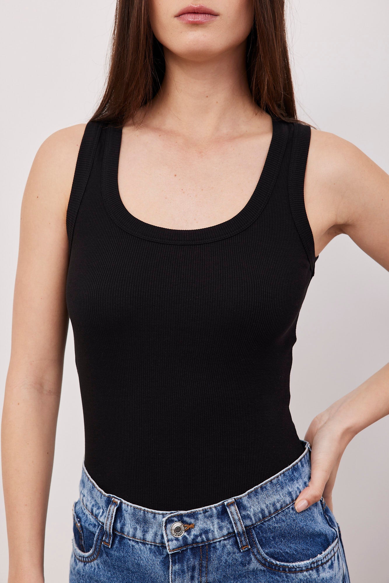 גופיית ריב במפתח עגול - ITAY BRANDS