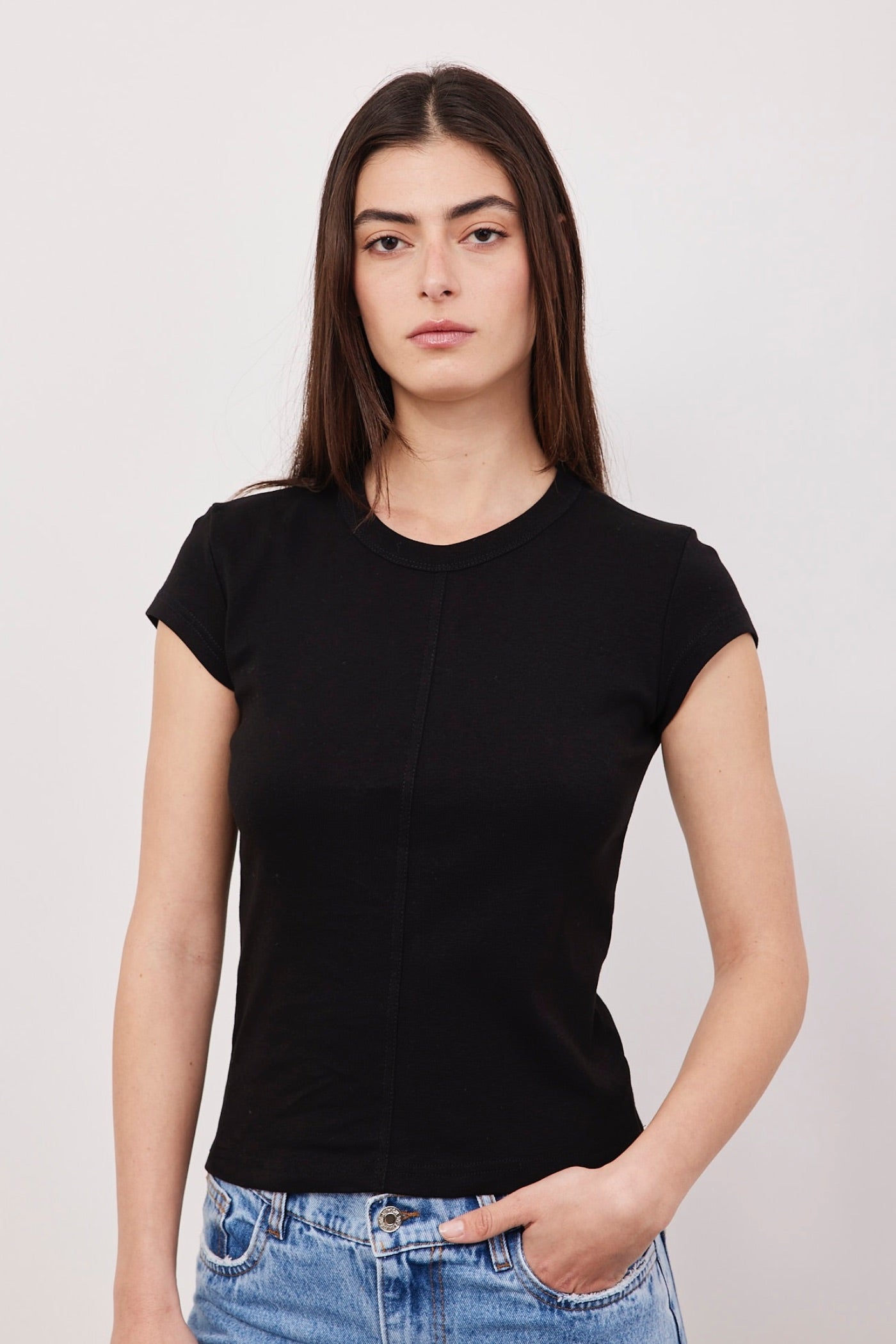 טישרט קרופ עם תיפור - ITAY BRANDS