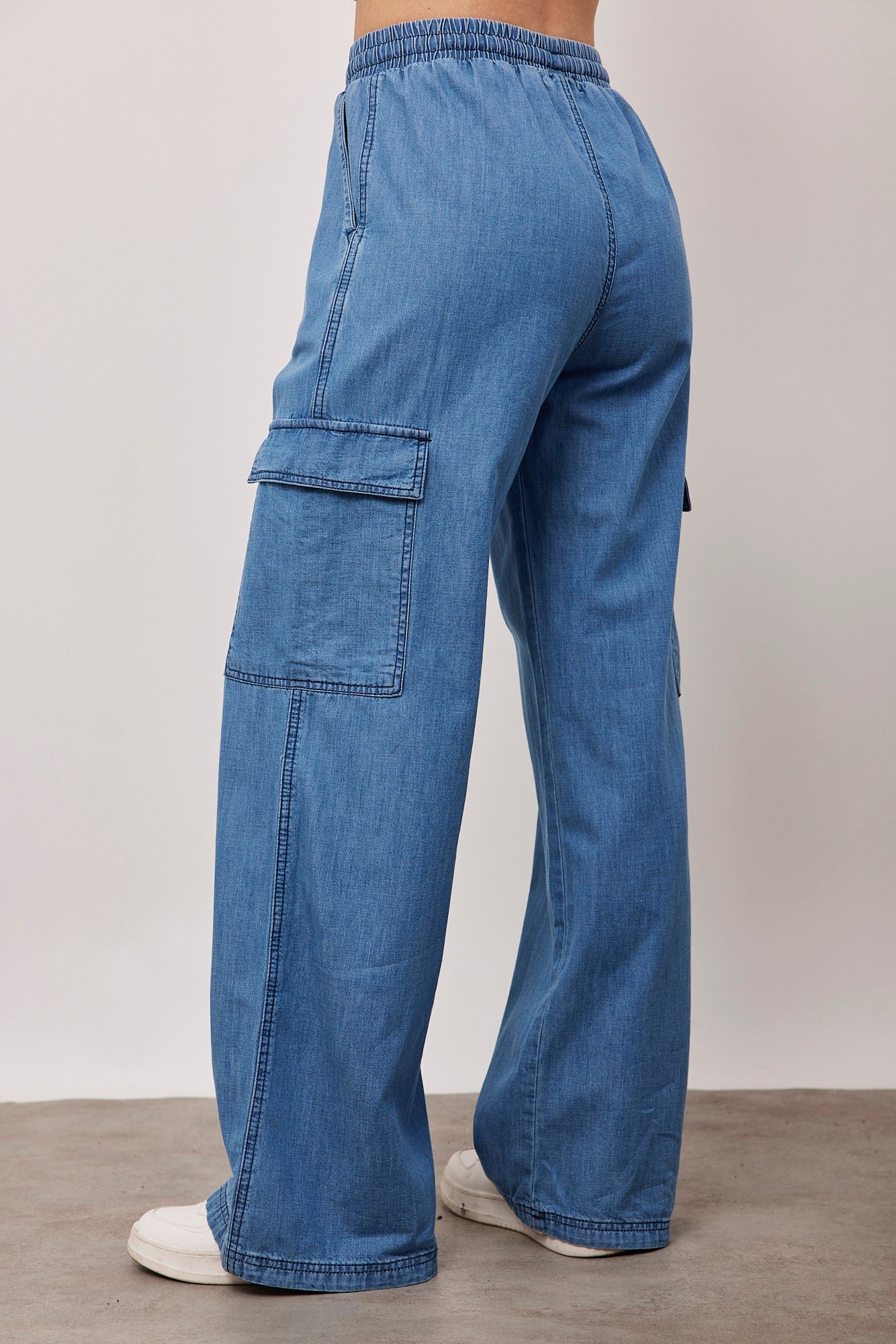 דגמ״ח ג׳ינס רחב עם גומי במותן - ITAY BRANDS