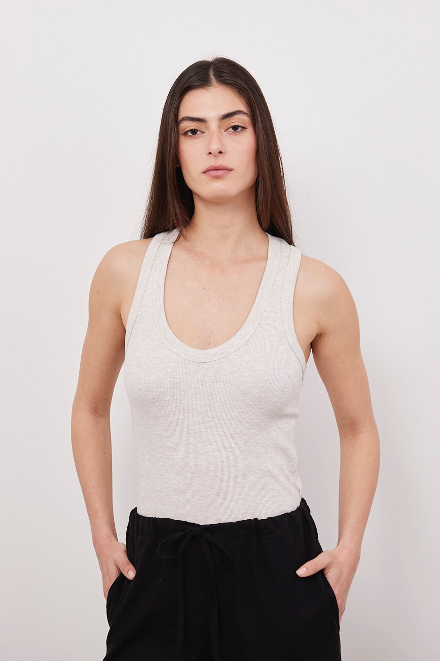 גופיית ריב מחשוף עגול