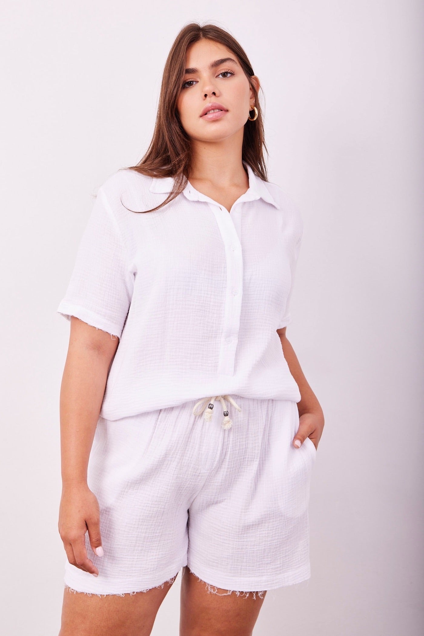 חליפת טטרה קצרה בשילוב כפתורים - ITAY BRANDS