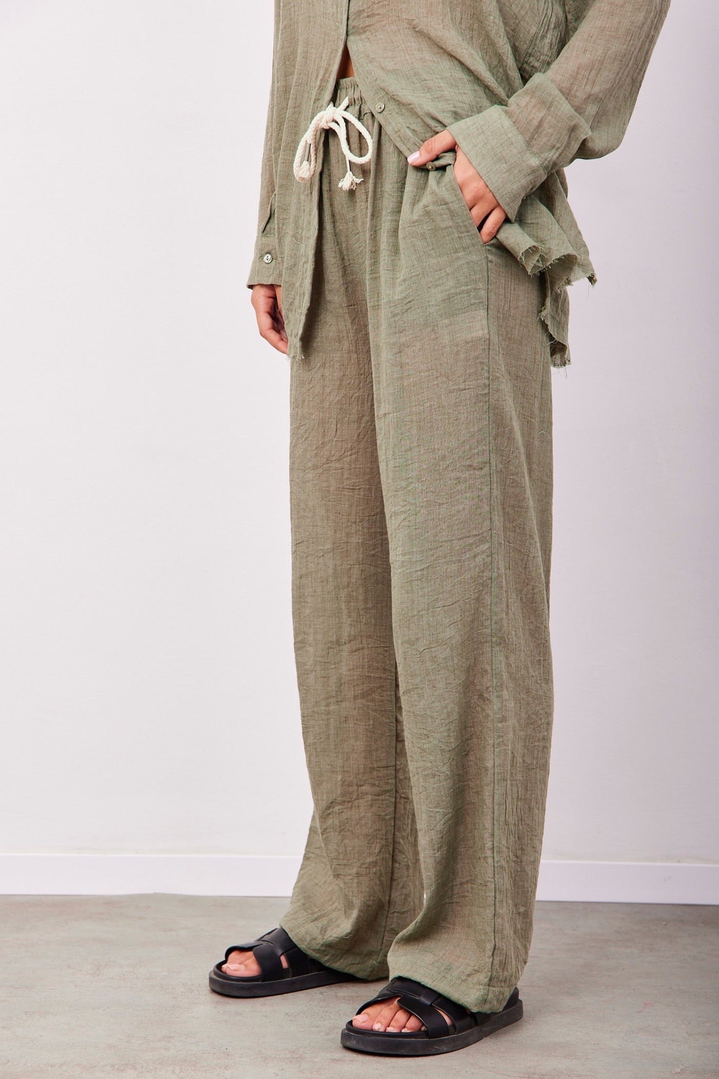 חליפה שקפקפה בסיומת פרומה - ITAY BRANDS