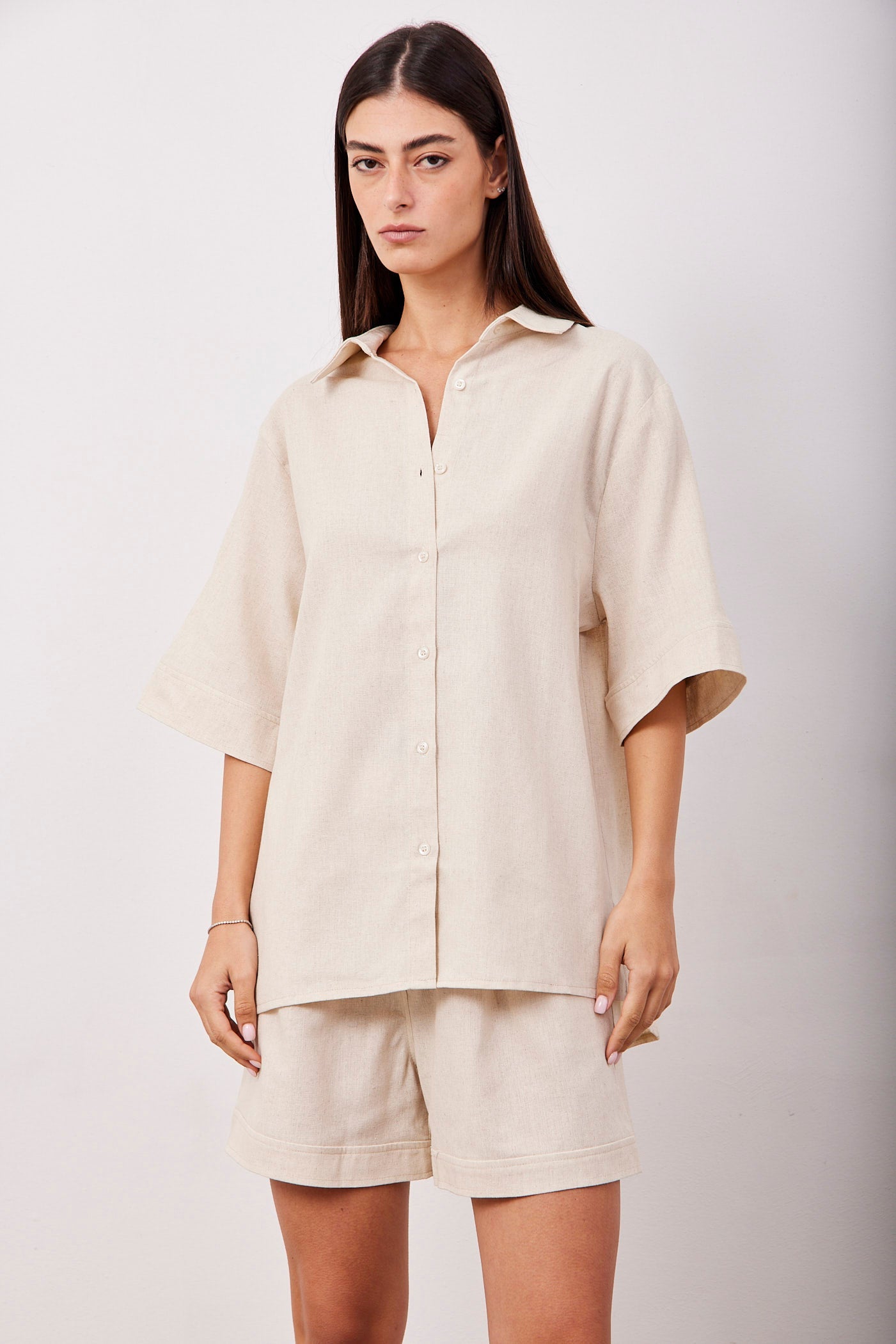 חליפת בשילוב פשתן מכופתרת קצרה - ITAY BRANDS